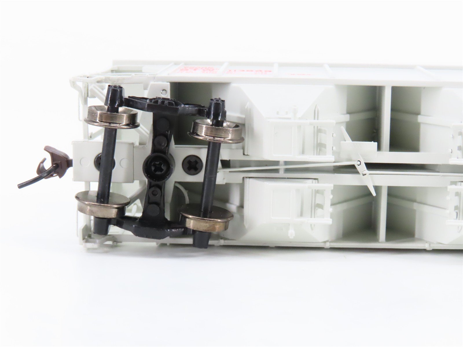 HO Athearn 93764/93765 GTW Grand Trunk Western PS 3-Bay Covered Hoppers 2-Pack