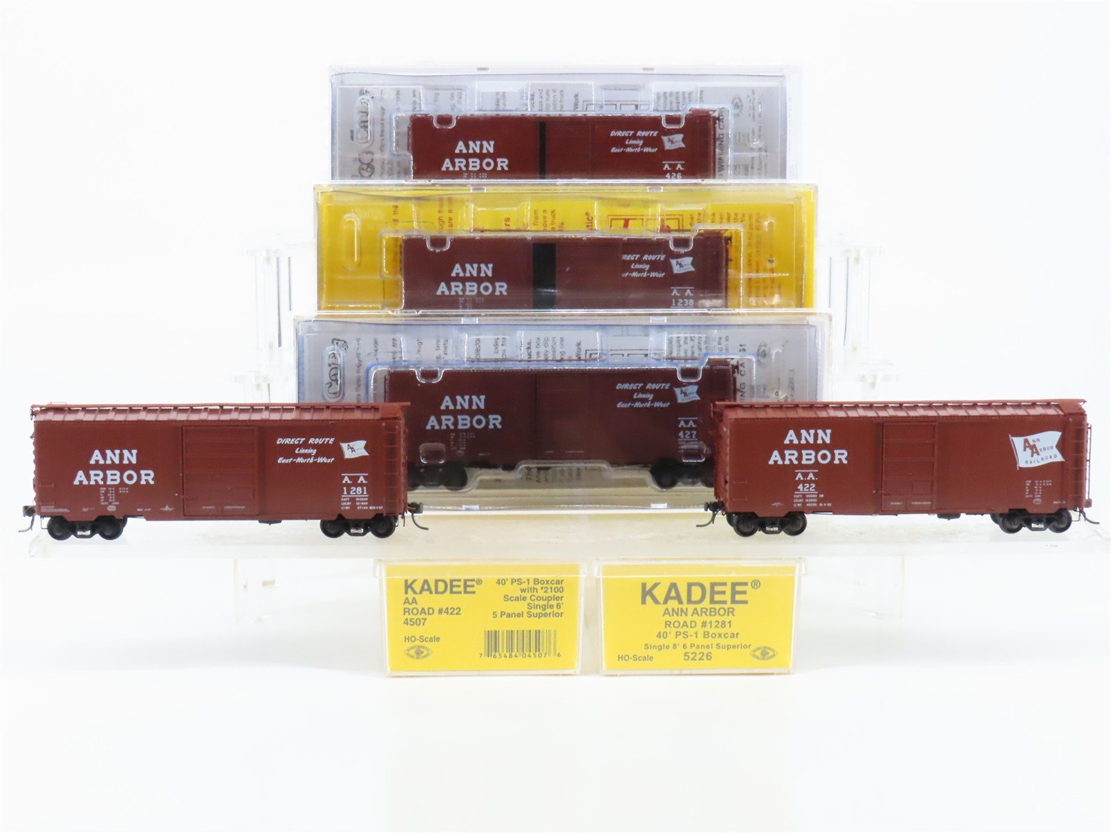 LOT of 5 HO Scale Kadee AA Ann Arbor Railroad 40' PS-1 Single Door Box Cars