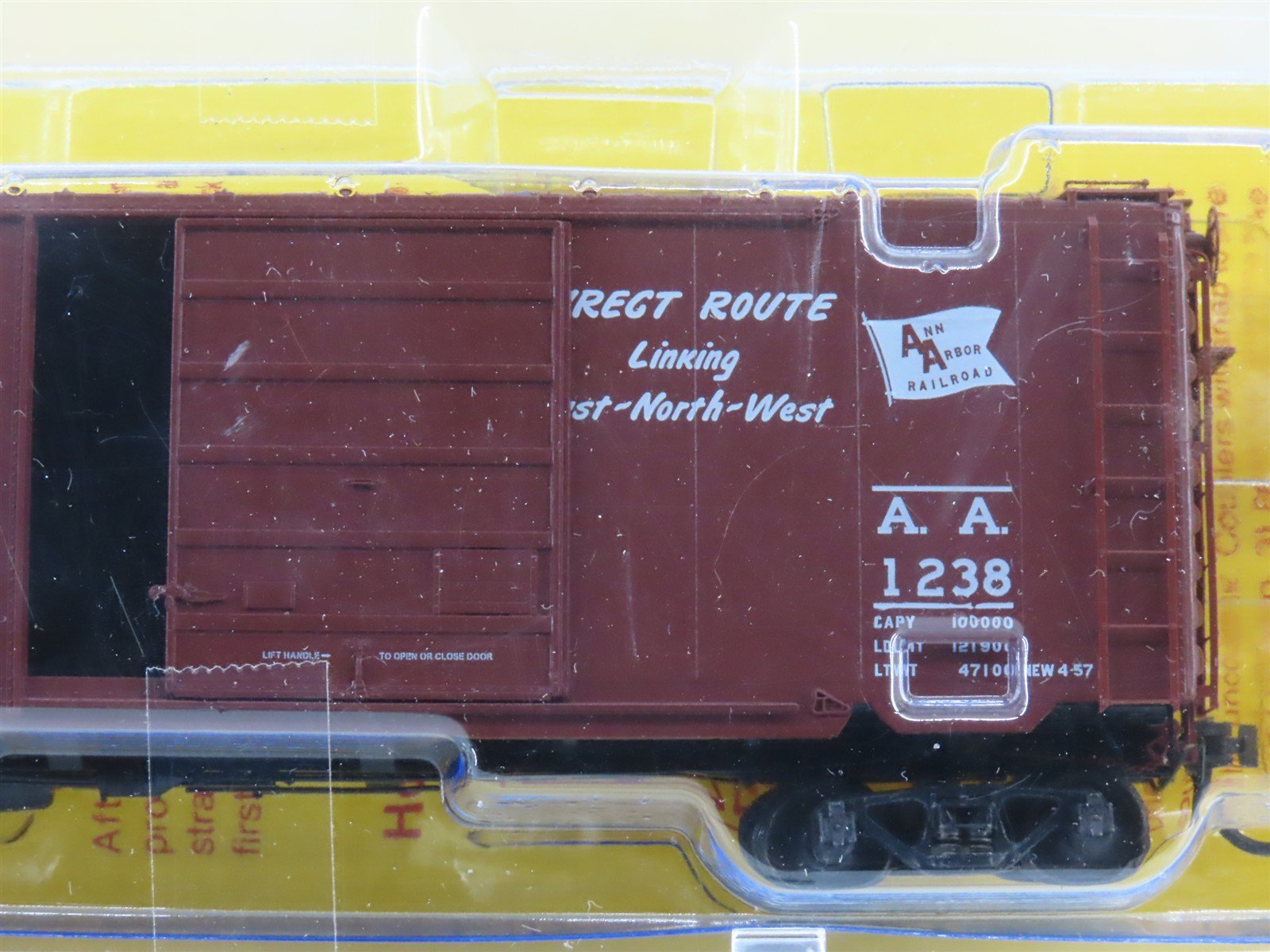 LOT of 5 HO Scale Kadee AA Ann Arbor Railroad 40' PS-1 Single Door Box Cars