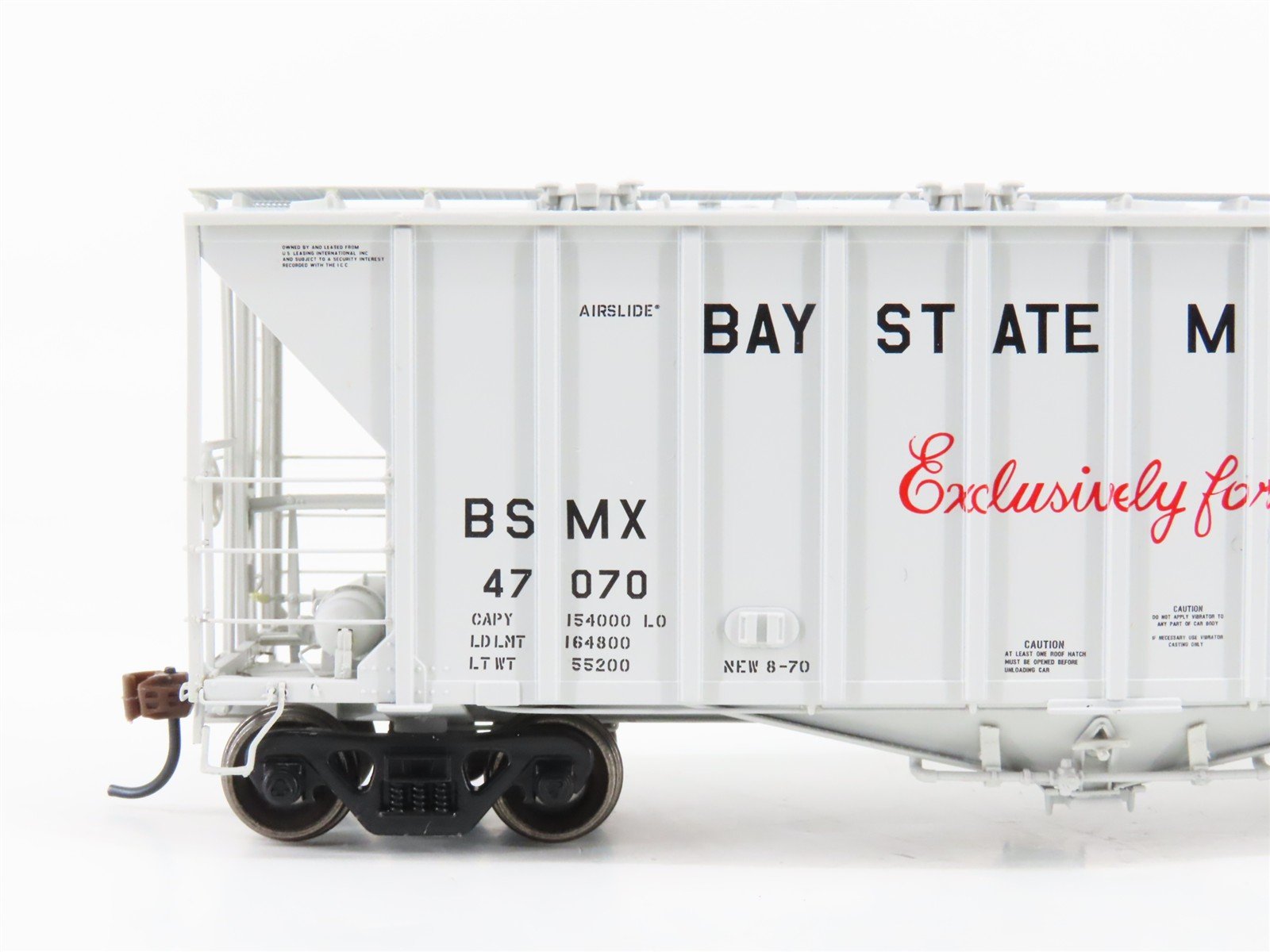 HO Scale Athearn ATH87617/87618 BSMX Bay State Milling Airslide Hoppers 2-Pack