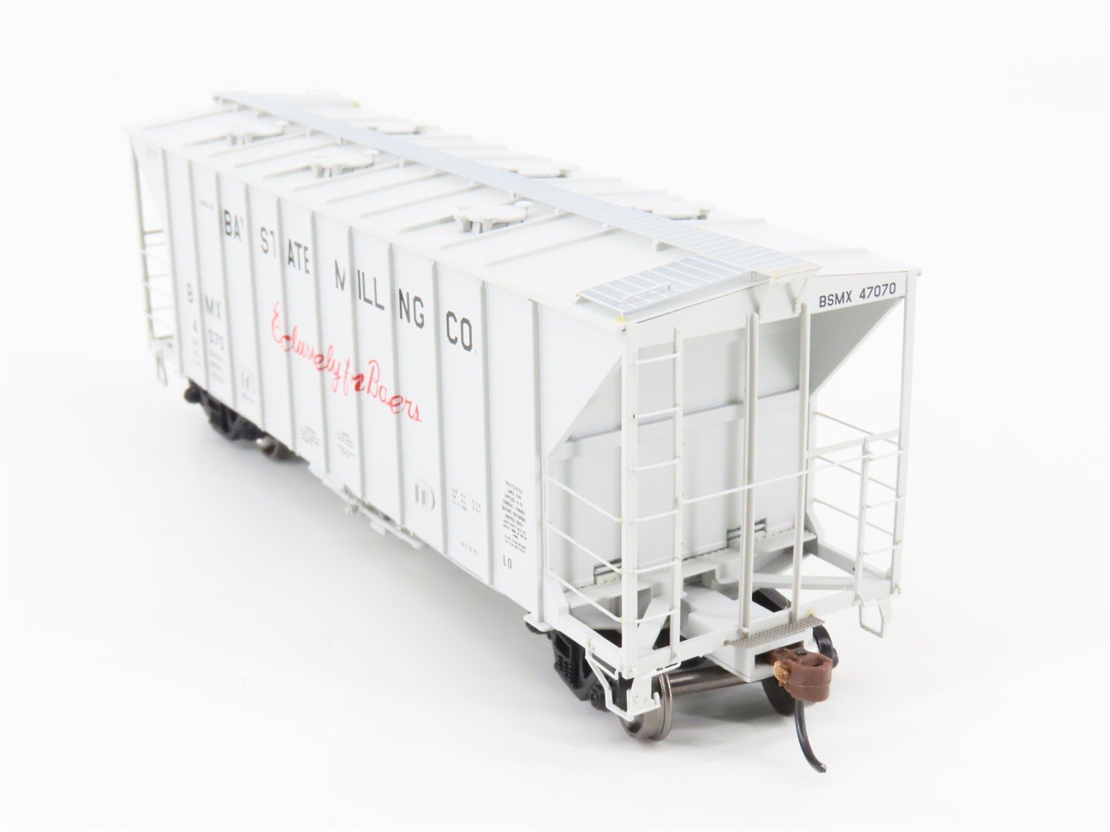 HO Scale Athearn ATH87617/87618 BSMX Bay State Milling Airslide Hoppers 2-Pack