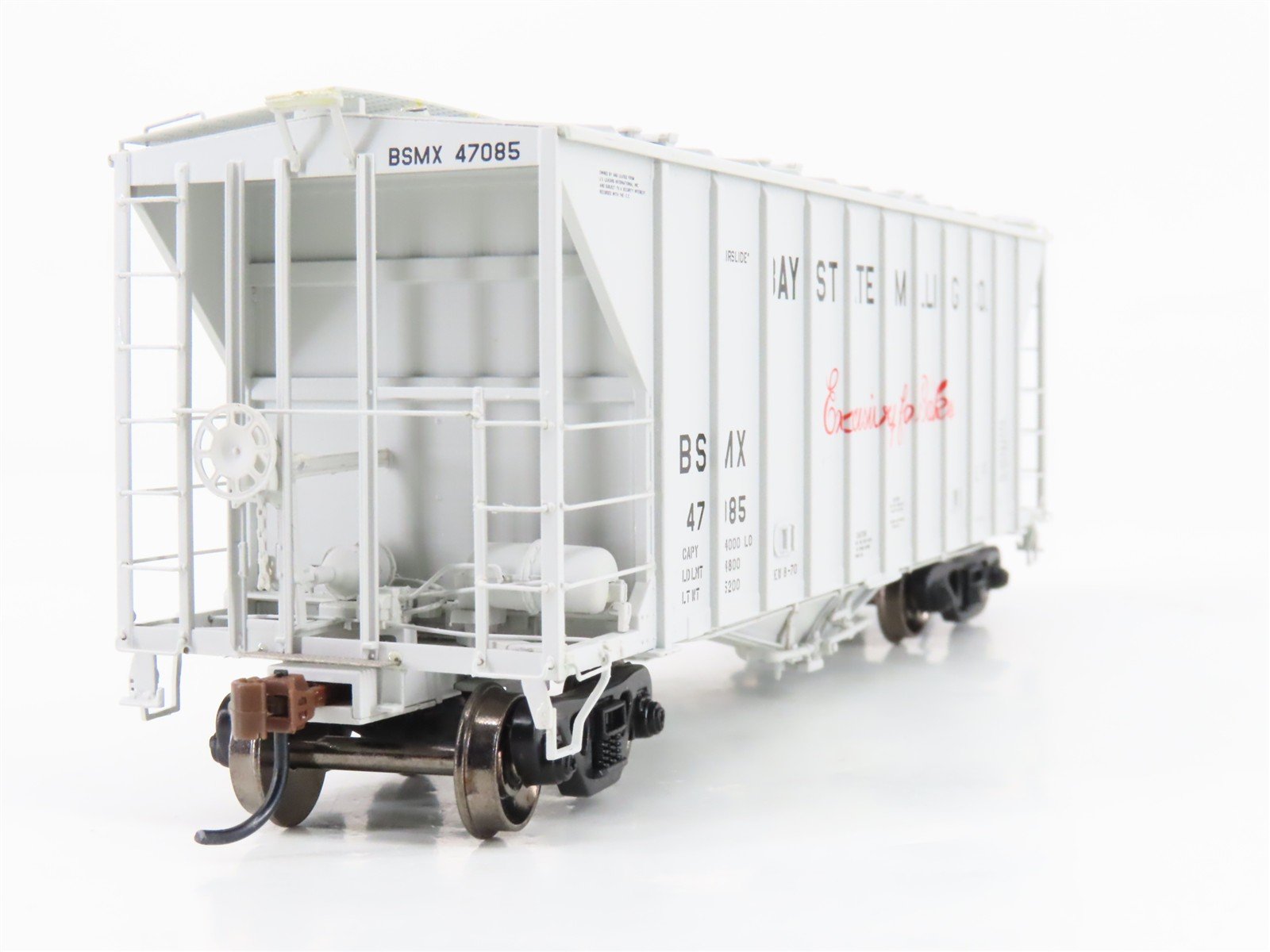 HO Scale Athearn ATH87617/87618 BSMX Bay State Milling Airslide Hoppers 2-Pack