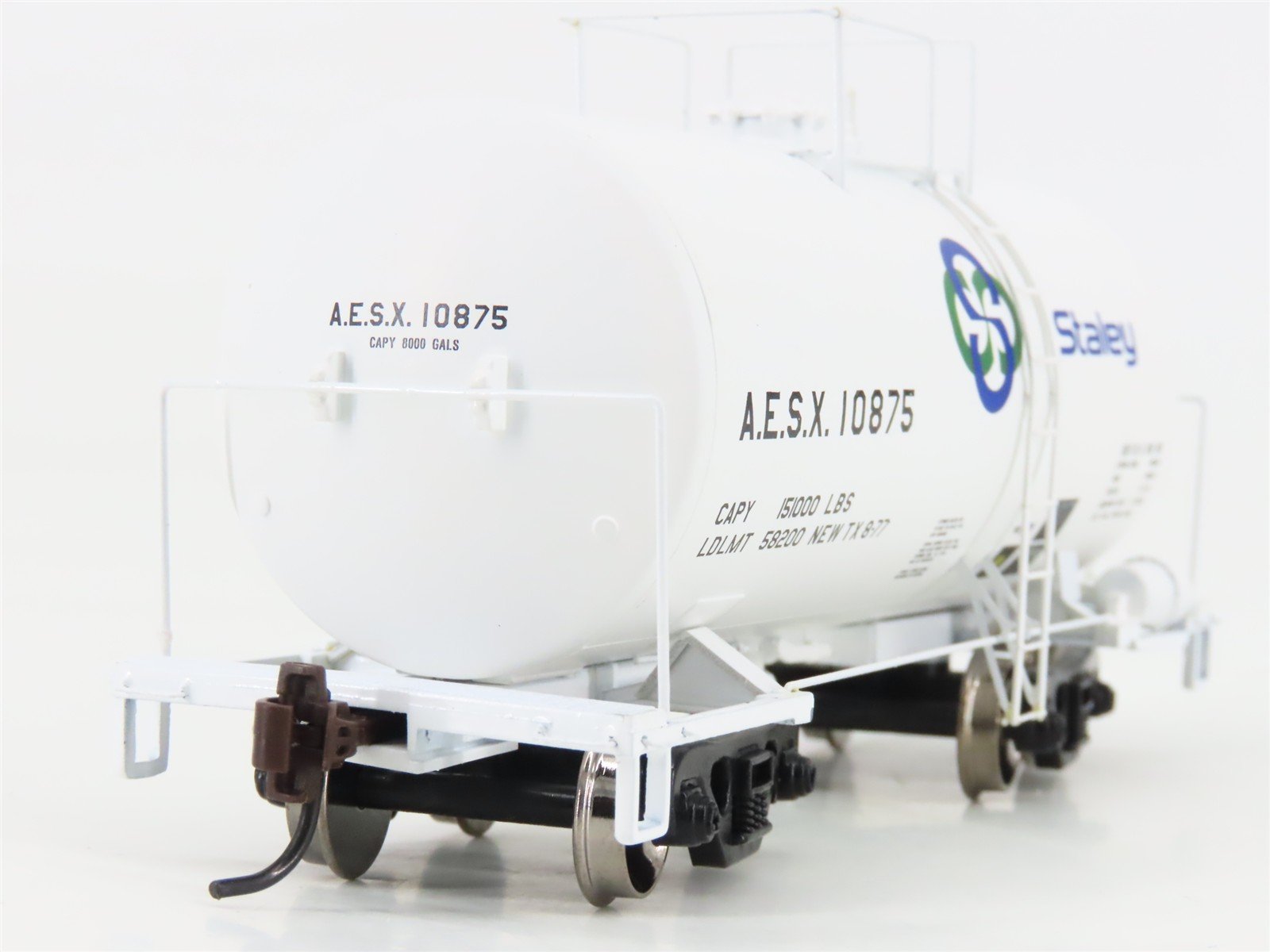 HO Athearn 89101/89102 AESX Staley NACC 8k Gallon Beer Can Tank Cars 2-Pack
