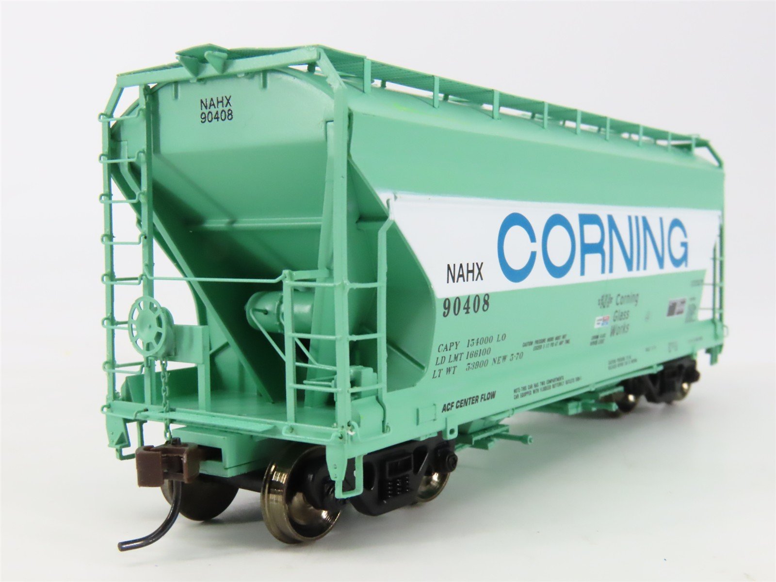 HO Scale Athearn 93963 NAHX Corning Glass Works ACF 2-Bay Covered Hopper #90408