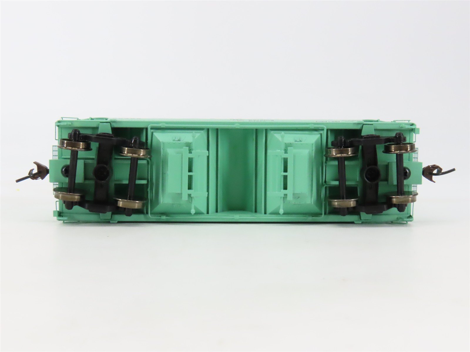 HO Scale Athearn 93963 NAHX Corning Glass Works ACF 2-Bay Covered Hopper #90408