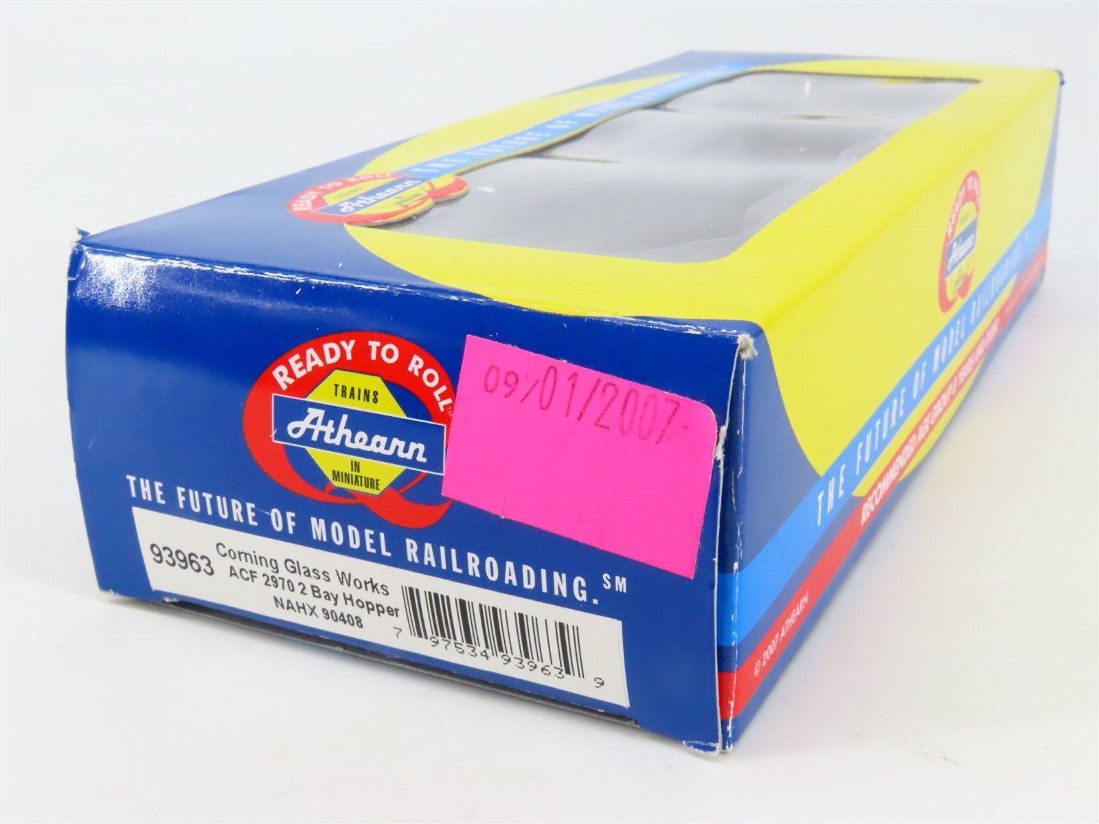 HO Scale Athearn 93963 NAHX Corning Glass Works ACF 2-Bay Covered Hopper #90408