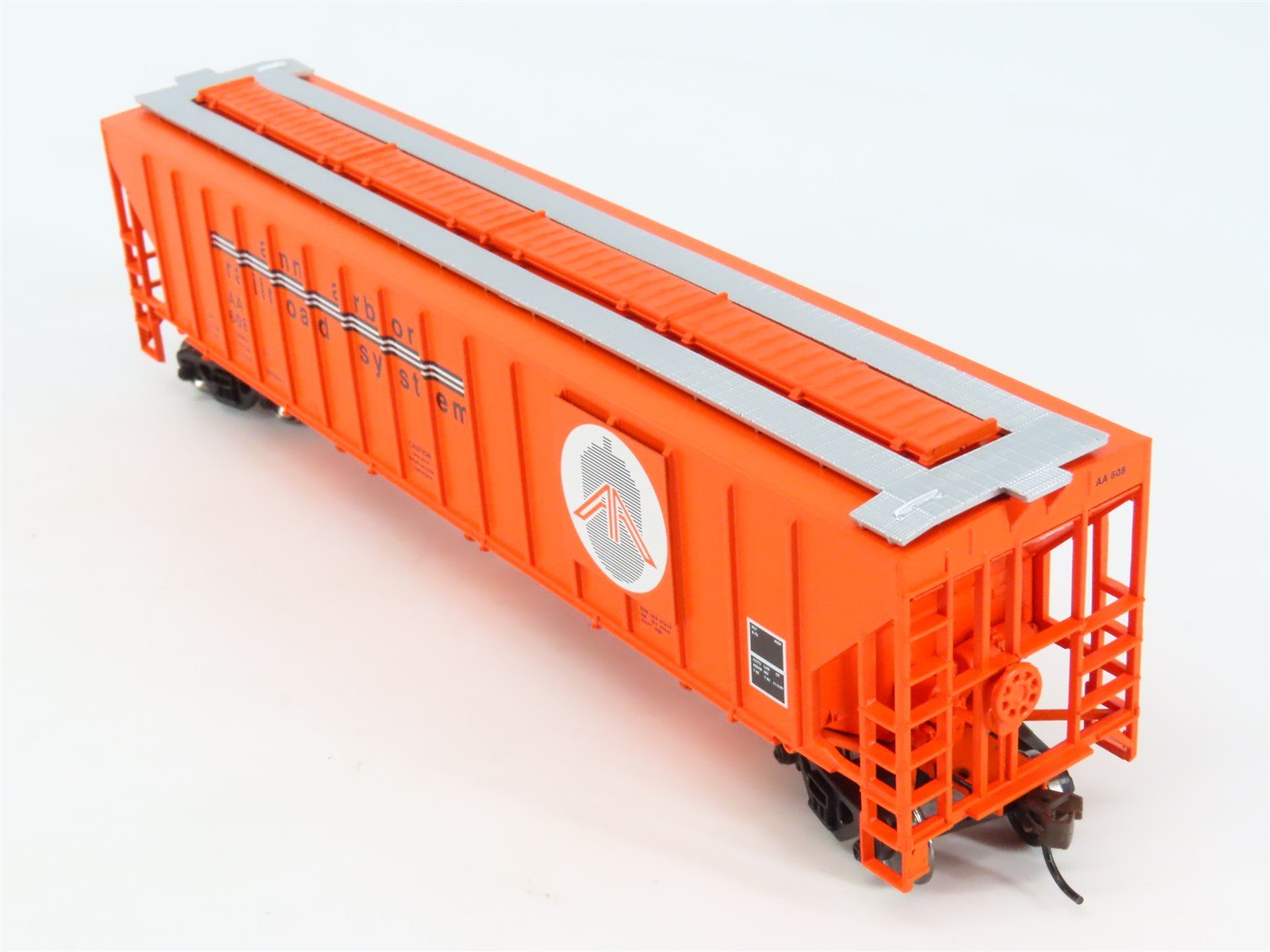 HO Scale Athearn 7158 AA Ann Arbor PS 54' 3-Bay Covered Hopper #608