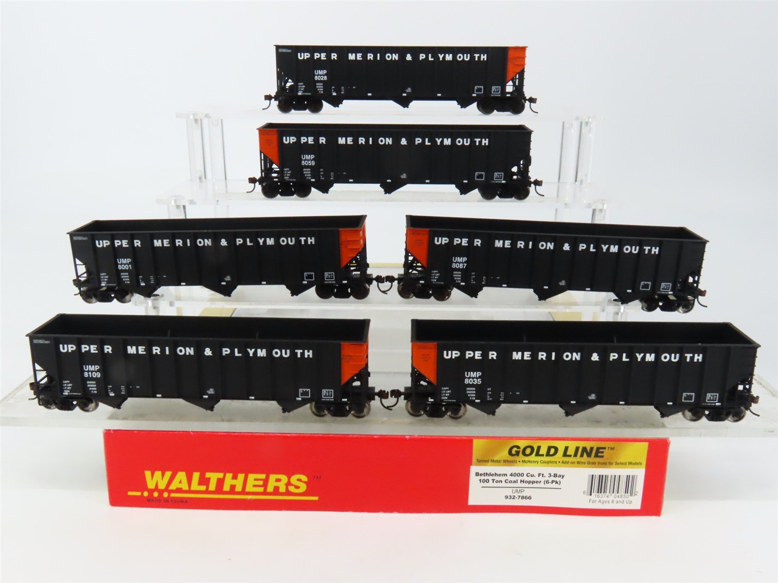 HO Scale Walthers Gold 932-7866 UMP Upper Merion & Plymouth 3-Bay Hoppers 6-Pack