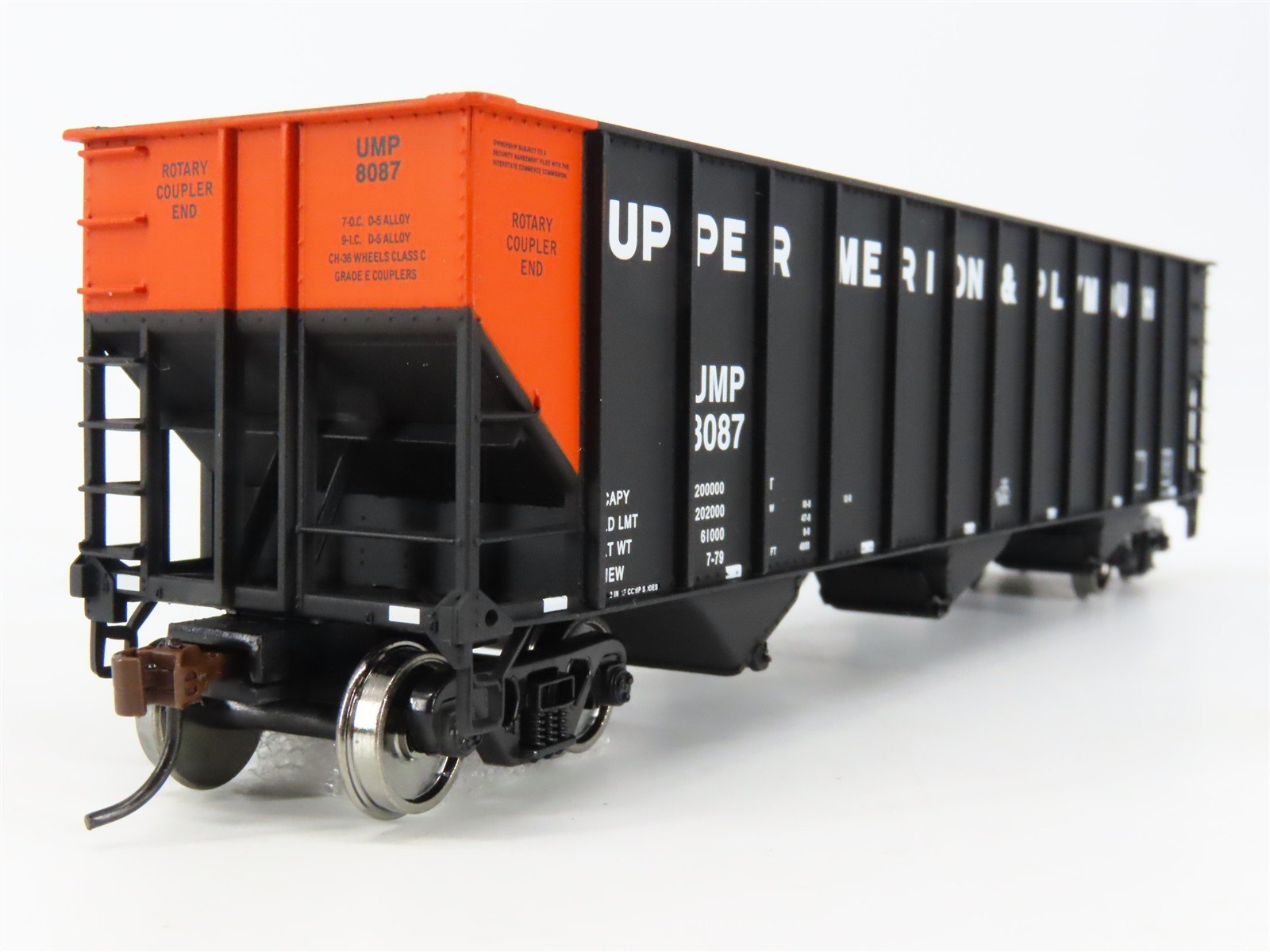 HO Scale Walthers Gold 932-7866 UMP Upper Merion & Plymouth 3-Bay Hoppers 6-Pack