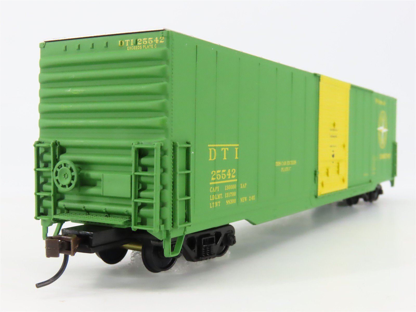 HO Walthers 932-23565 DT&I Detroit Toledo & Ironton PS 60' Auto Box Cars 2-Pack