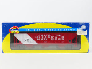 HO Scale Athearn 7154 TCAX Farmer's Co-Op 3-Bay Covered Hopper #60072 - SEALED