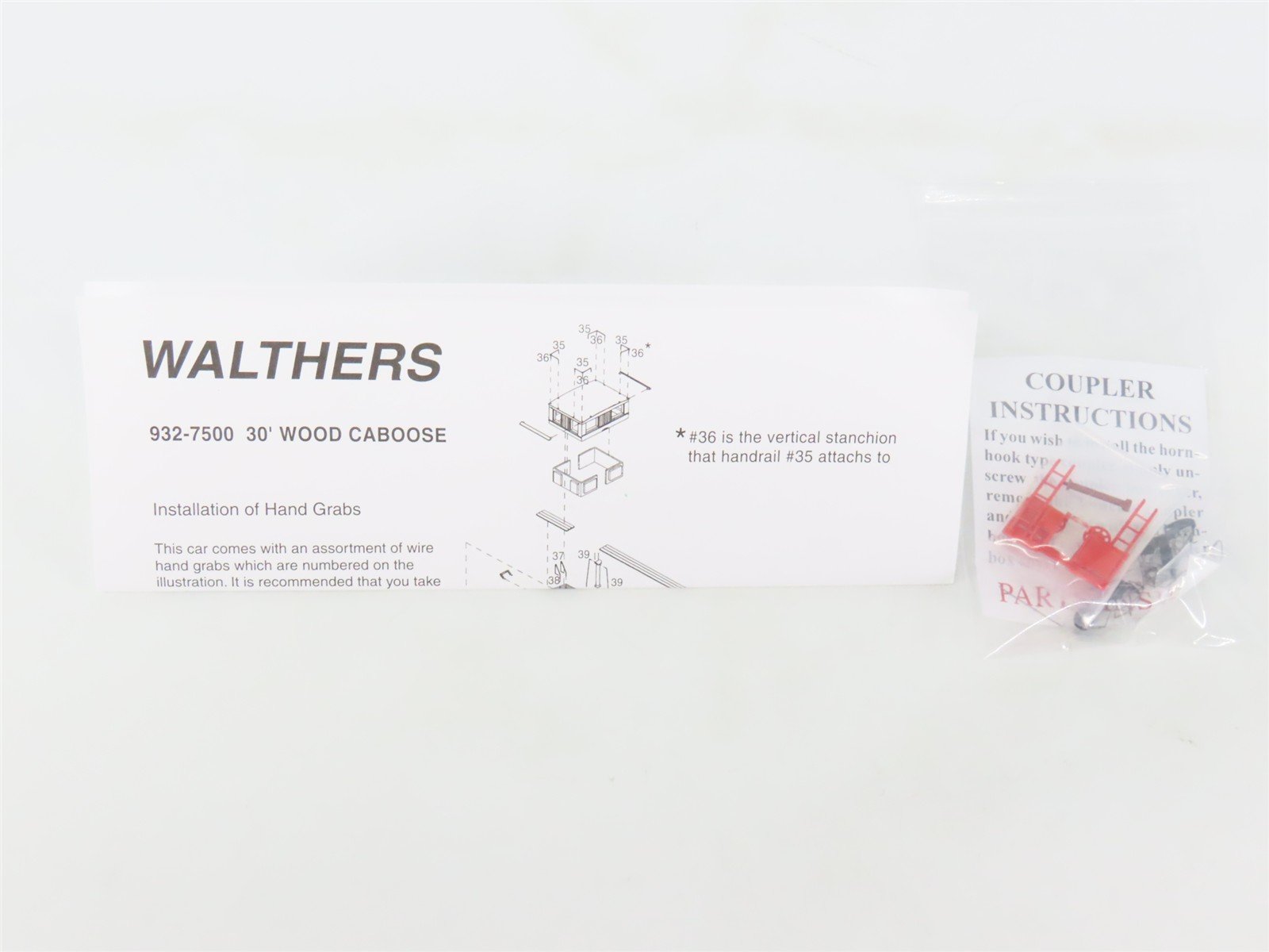 HO Walthers 932-7501 GTW Grand Trunk Western 30' Offset Cupola Caboose #77942
