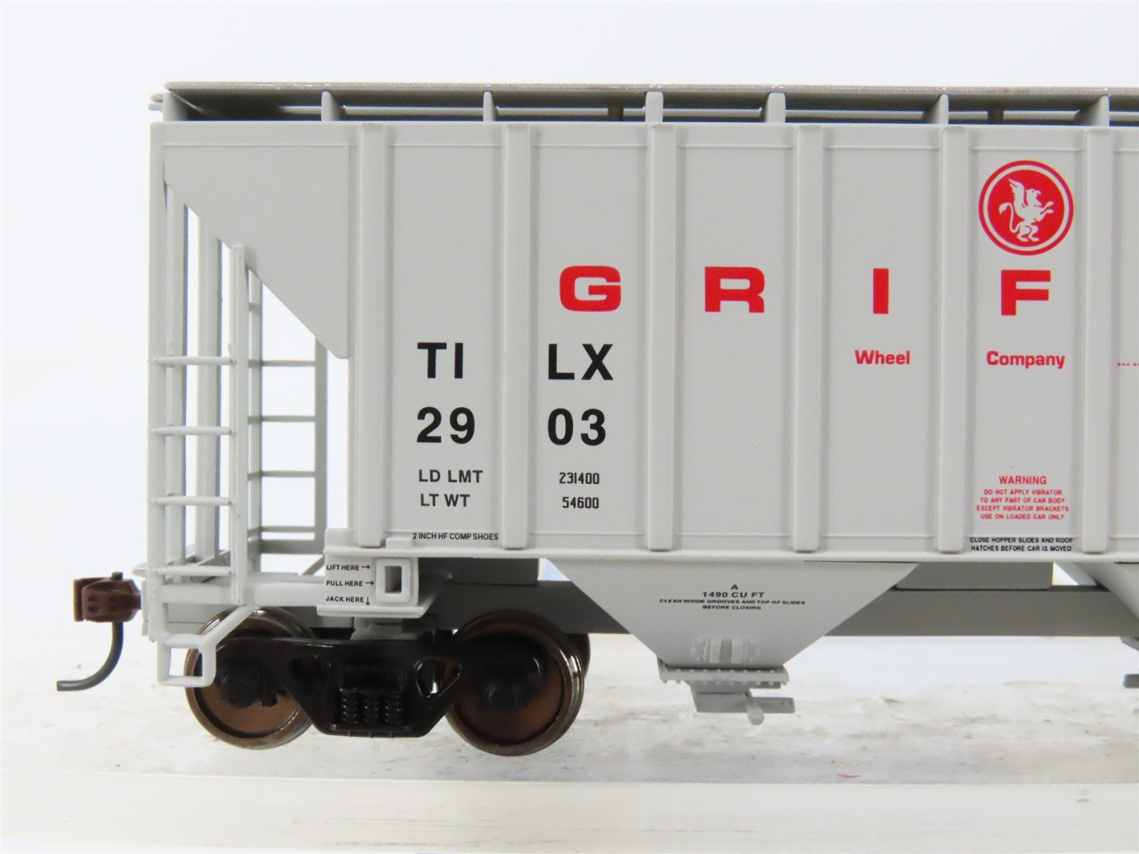HO Scale Walthers Gold 932-5387 TILX Griffin Trinity 2-Bay Covered Hopper #2903