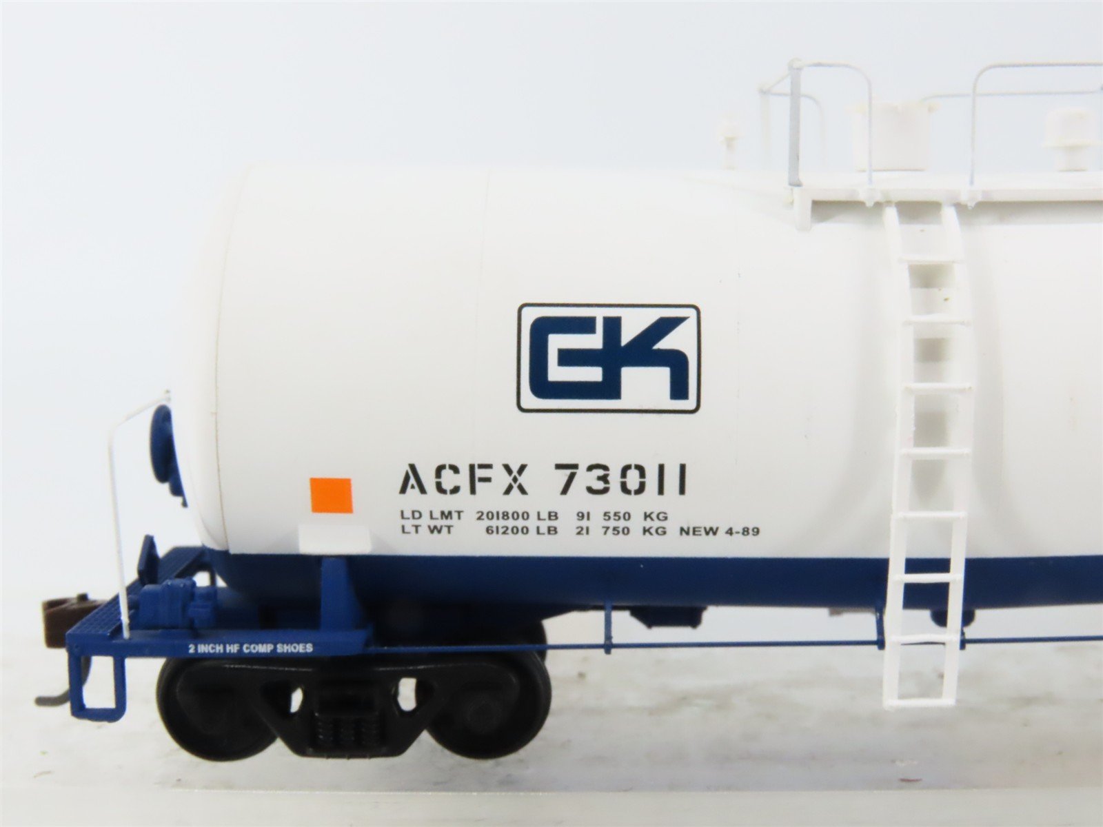 HO Scale Walthers 932-7209 ACFX Georgia Kaolin Funnel Flow Tank Car #73011