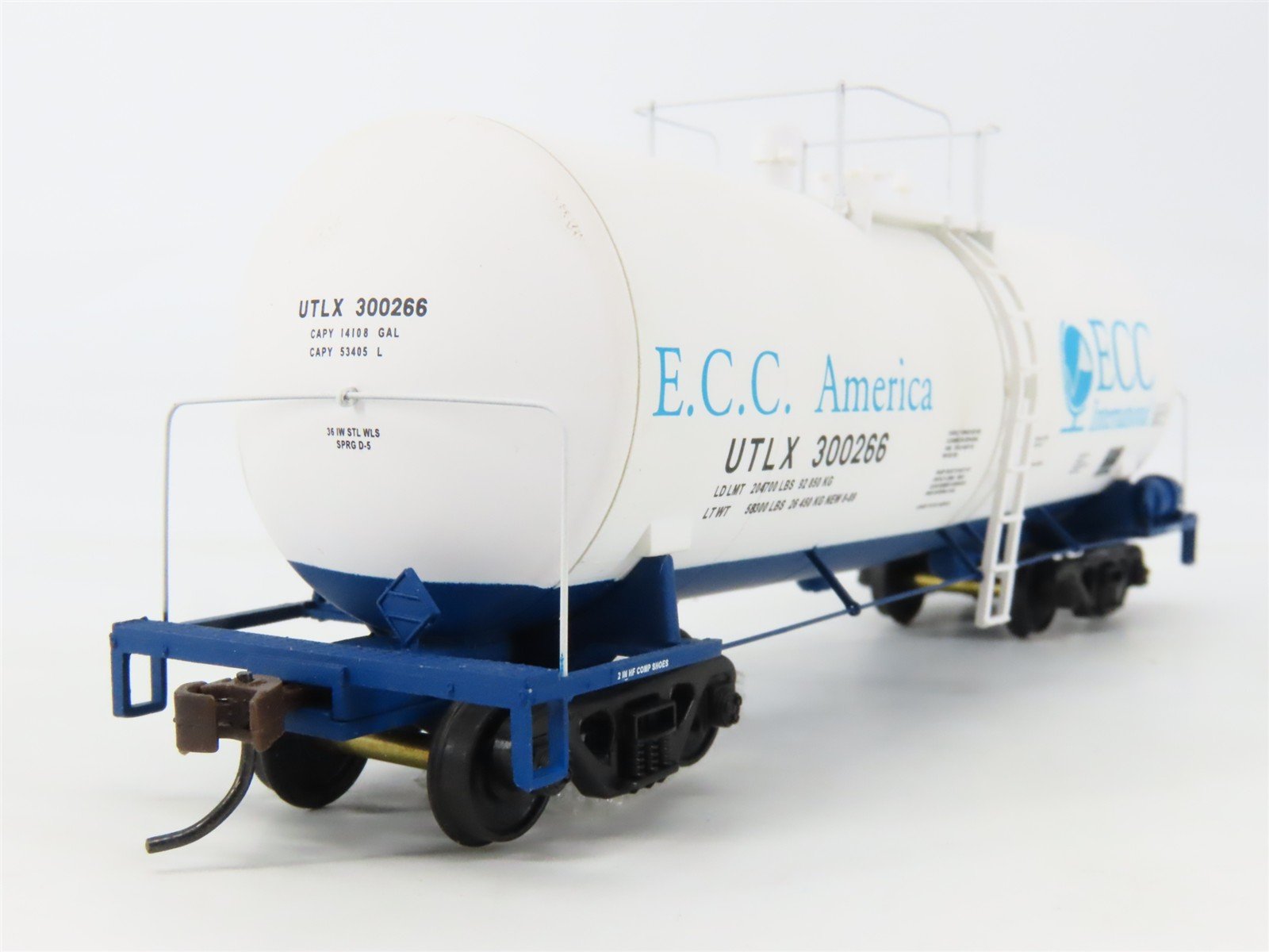 HO Walthers 932-7212 UTLX ECC 16k Gallon Funnel Flow Tank Car #300266