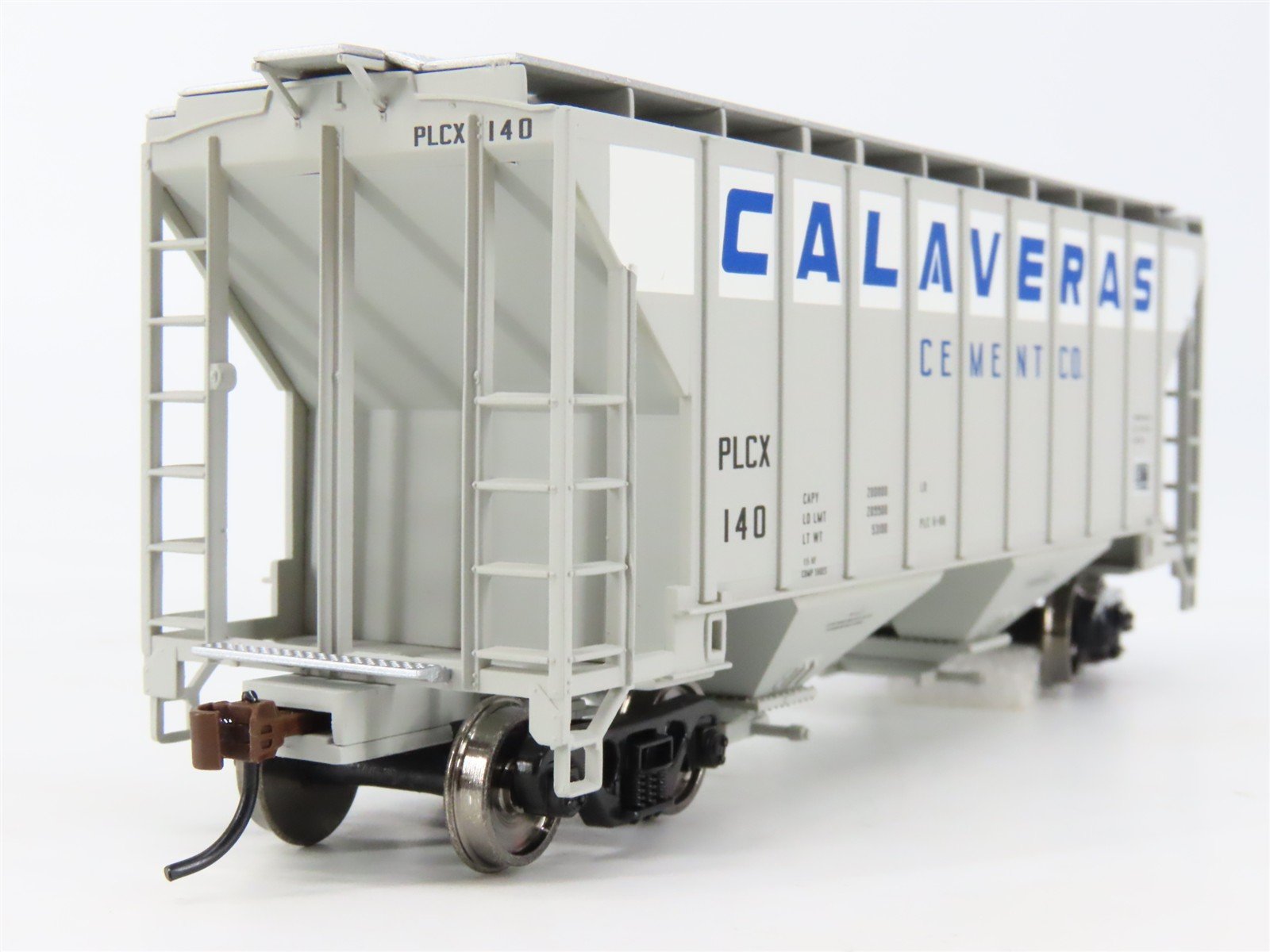 HO Walthers Gold 932-5388 PLCX Calaveras Cement 2-Bay Covered Hopper #140
