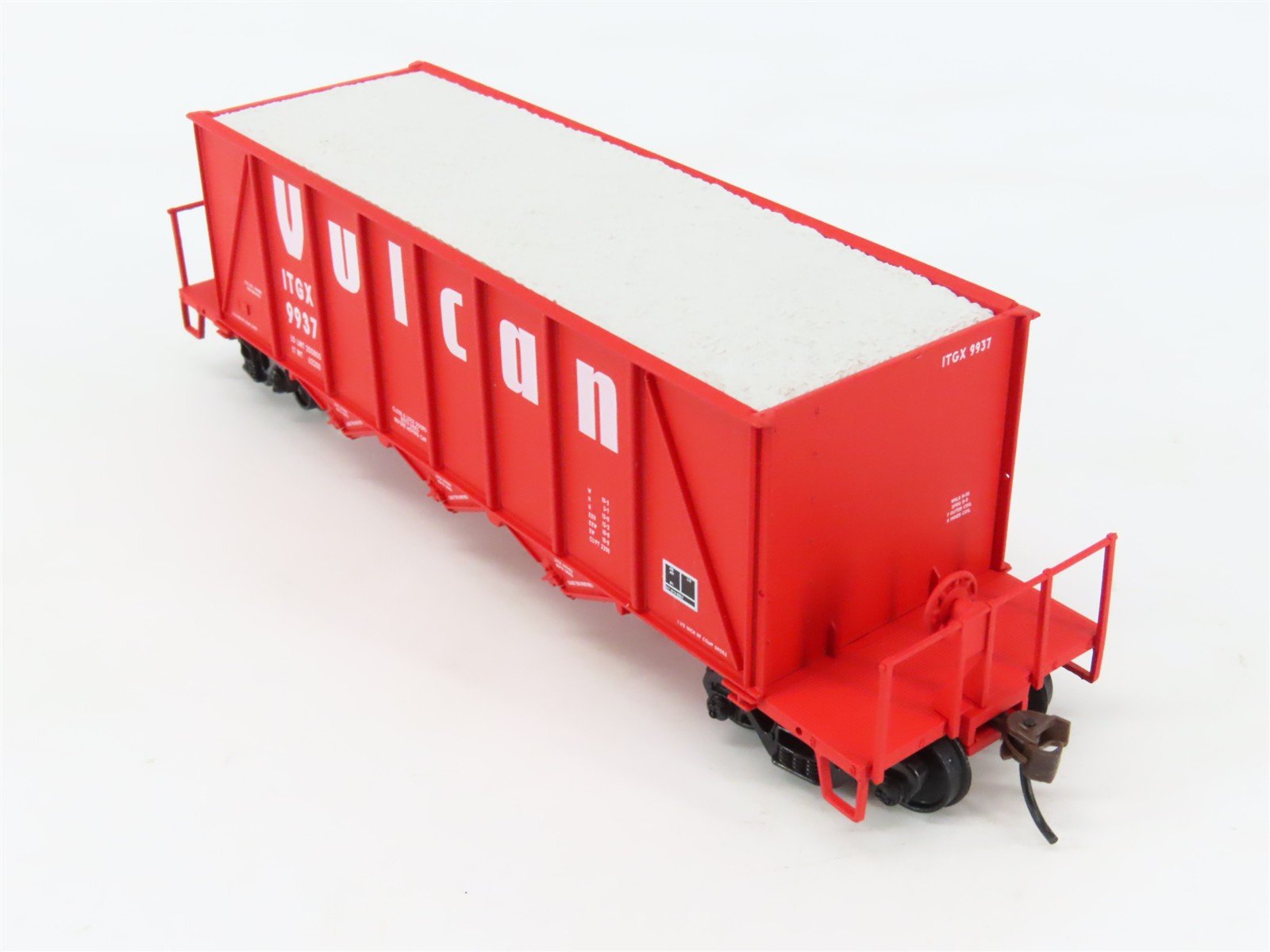 HO Walthers 932-7058 ITGX Vulcan 40' 3-Bay Ortner Aggregate Hopper #9937 w/ Load