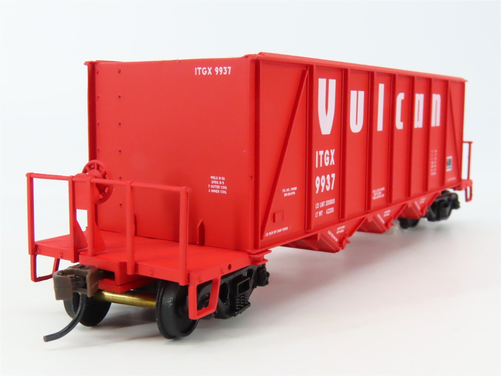HO Walthers 932-7058 ITGX Vulcan 40' 3-Bay Ortner Aggregate Hopper #9937 w/ Load