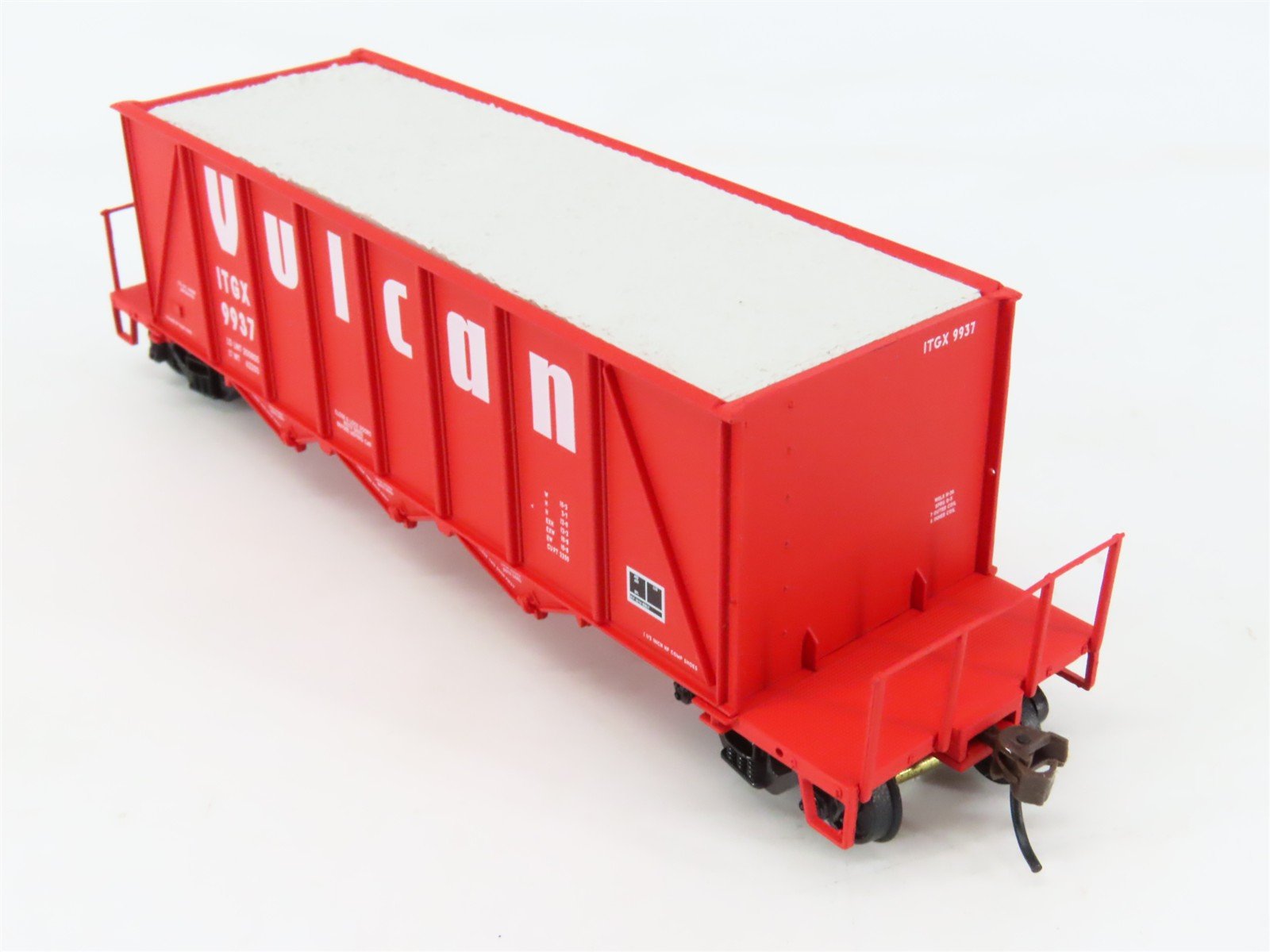 HO Walthers 932-7058 ITGX Vulcan 40' 3-Bay Ortner Aggregate Hopper #9937 w/ Load