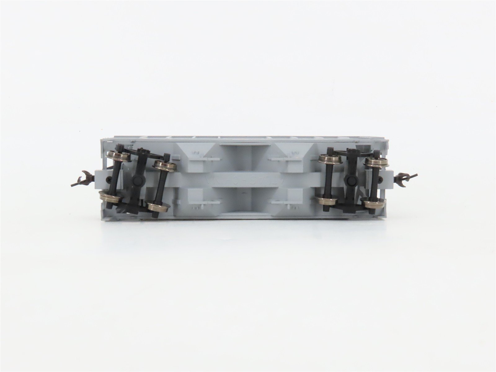 HO Scale Atlas 1840-3 NAHX Kerr McGee PS-2 2-Bay Covered Hopper #31050