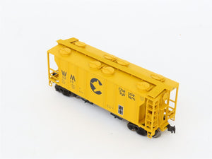HO Scale Atlas 1803-1 WM Chessie System PS-2 2-Bay Covered Hopper #5825