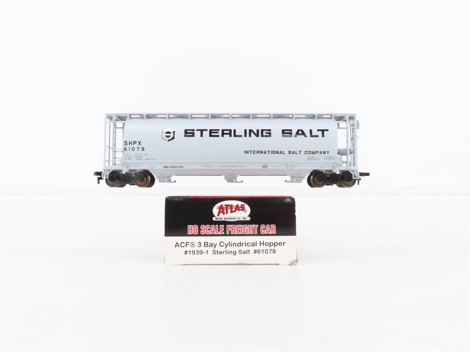 HO Scale Atlas 1939-1 SHPX Sterling Salt 3-Bay Covered Hopper #61078