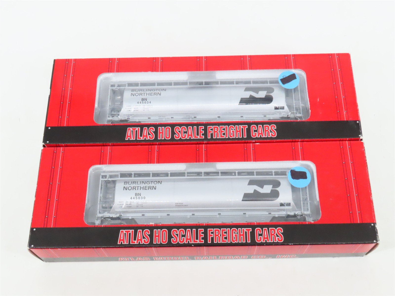 LOT of 2 HO Scale Atlas BN Burlington Northern 6-Bay Cylindrical Hopper Cars