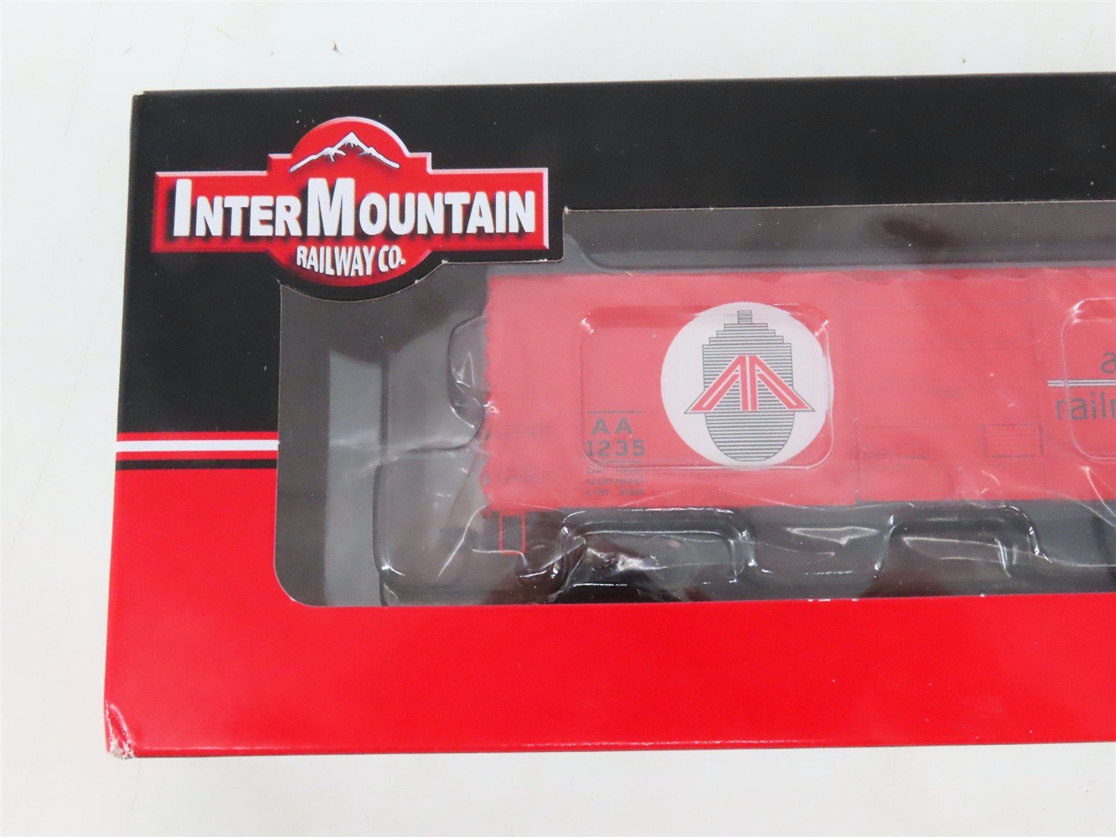 LOT of 2 HO Scale Intermountain AA Ann Arbor 40' Boxcars