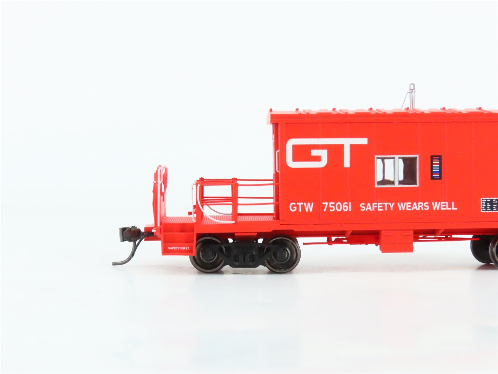 HO Scale Bluford Shop 34030 GTW Grand Trunk Western Transfer Caboose #75061