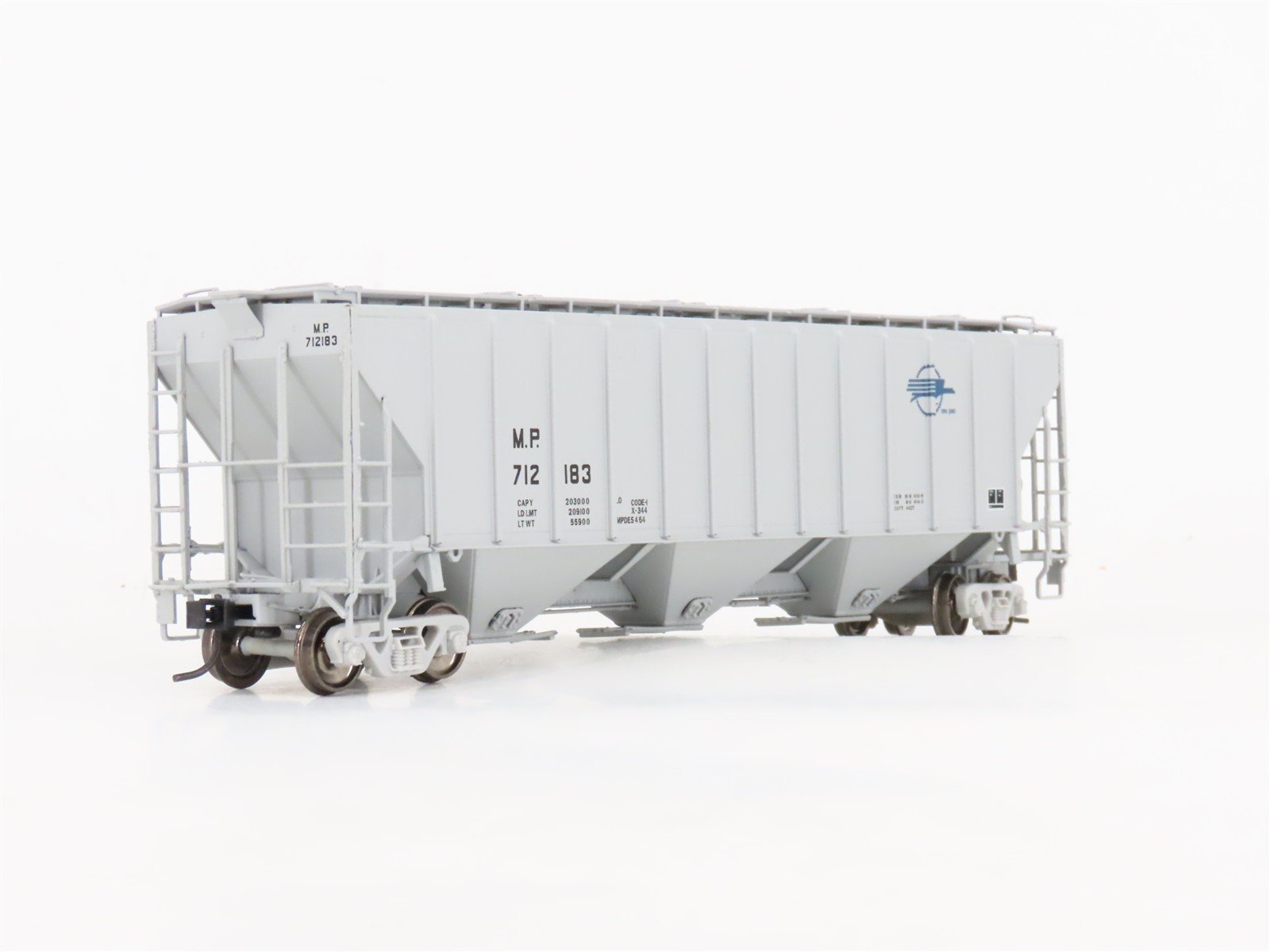 HO Scale Proto 2000 21342 MP Missouri Pacific 3-Bay Covered Hopper Car #712183