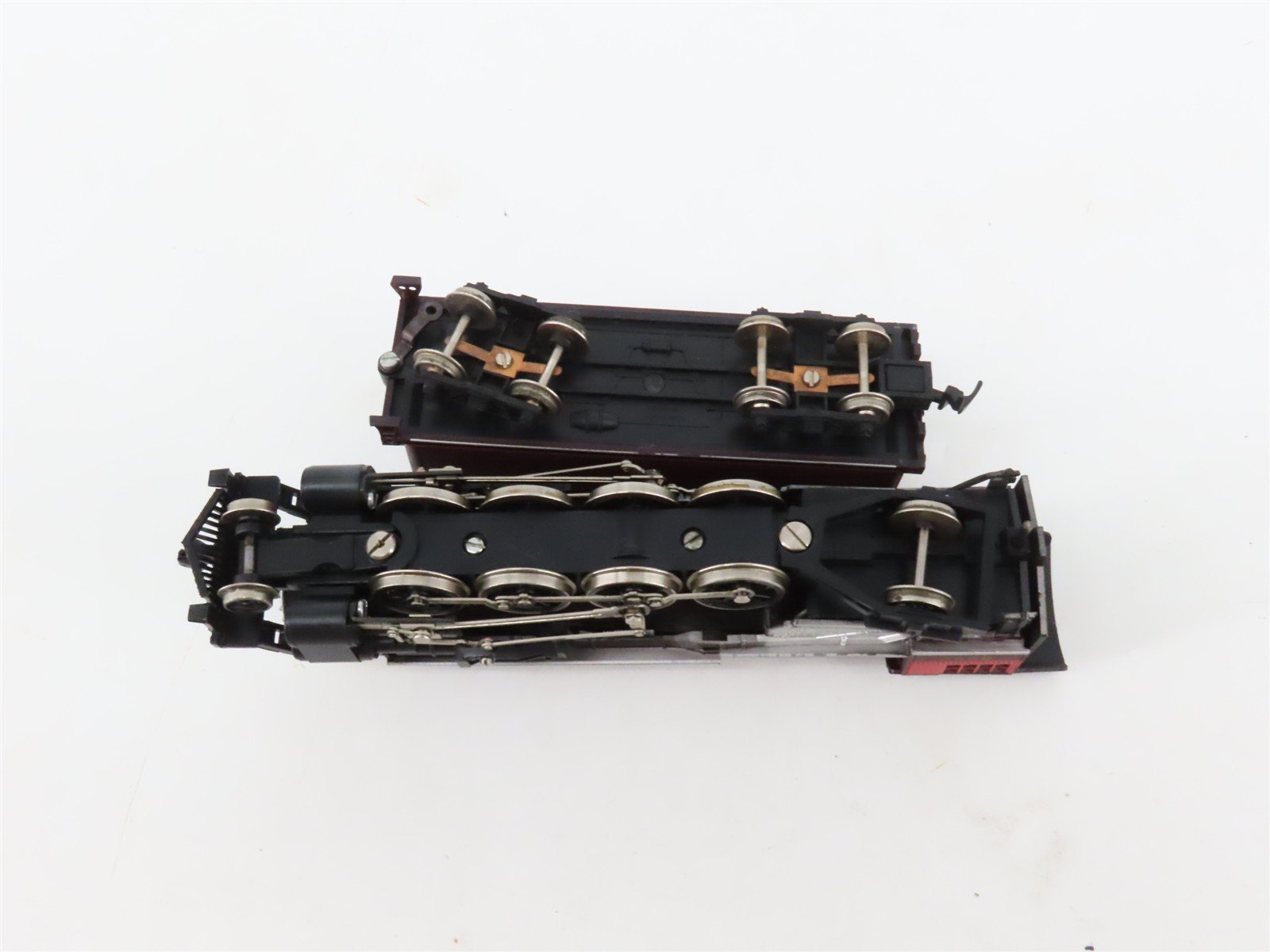 HO Scale Mehano C&A Alton 2-8-2 Steam Locomotive #5299