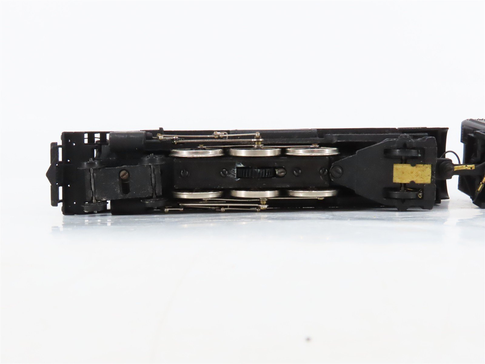 HO Scale Mantua 382-064 CNW Chicago Northwestern 4-6-2 Steam Loco #2901