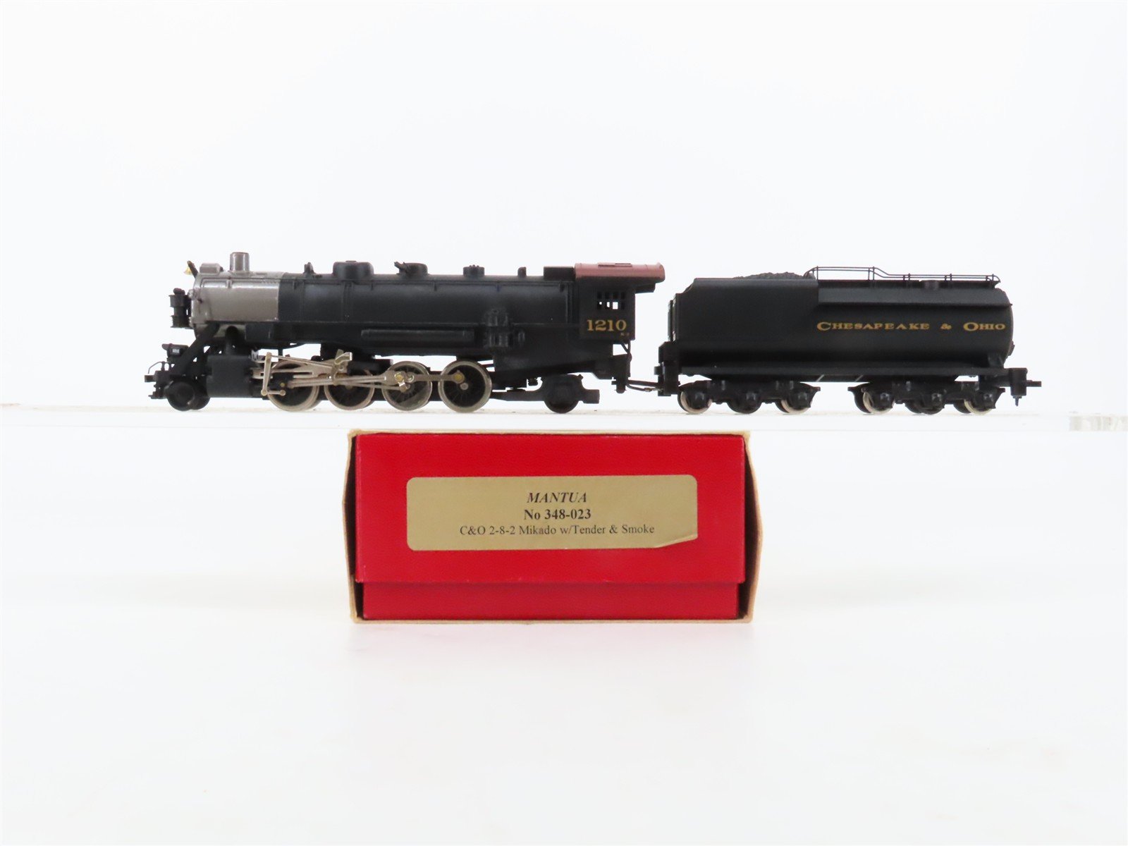 HO Scale Mantua 348-023 C&O Chesapeake & Ohio 2-8-2 Steam Locomotive #1210