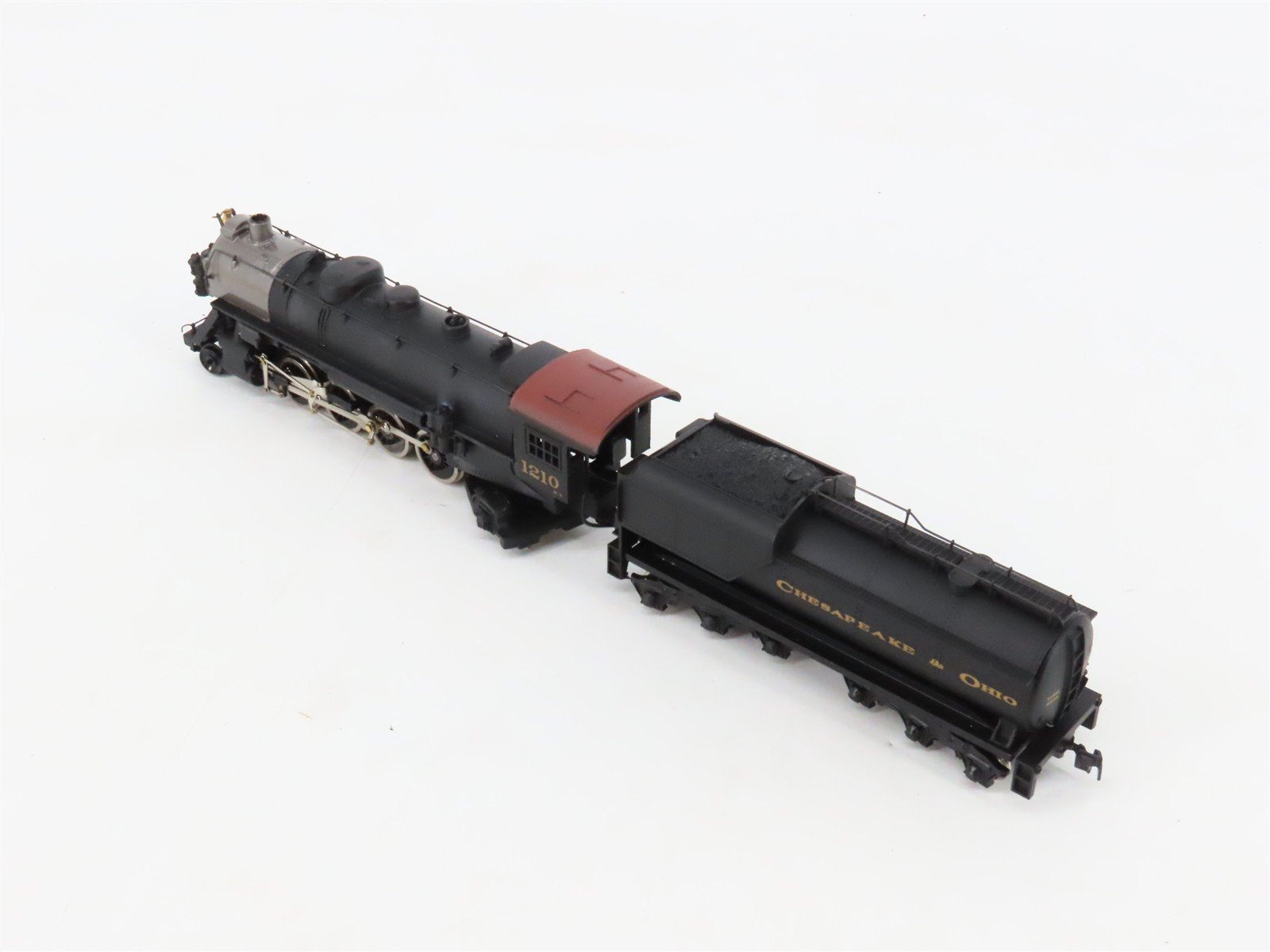 HO Scale Mantua 348-023 C&O Chesapeake & Ohio 2-8-2 Steam Locomotive #1210