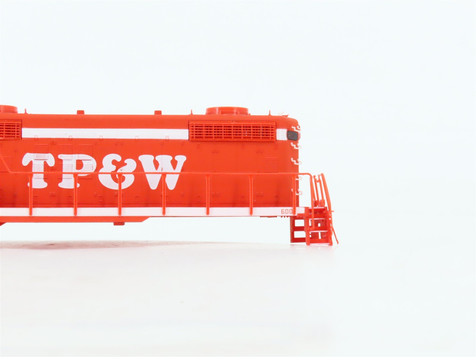 HO Proto 2000 8167 TP&W Toledo Peoria & Western GP18 Diesel #600 - BAD GEARS