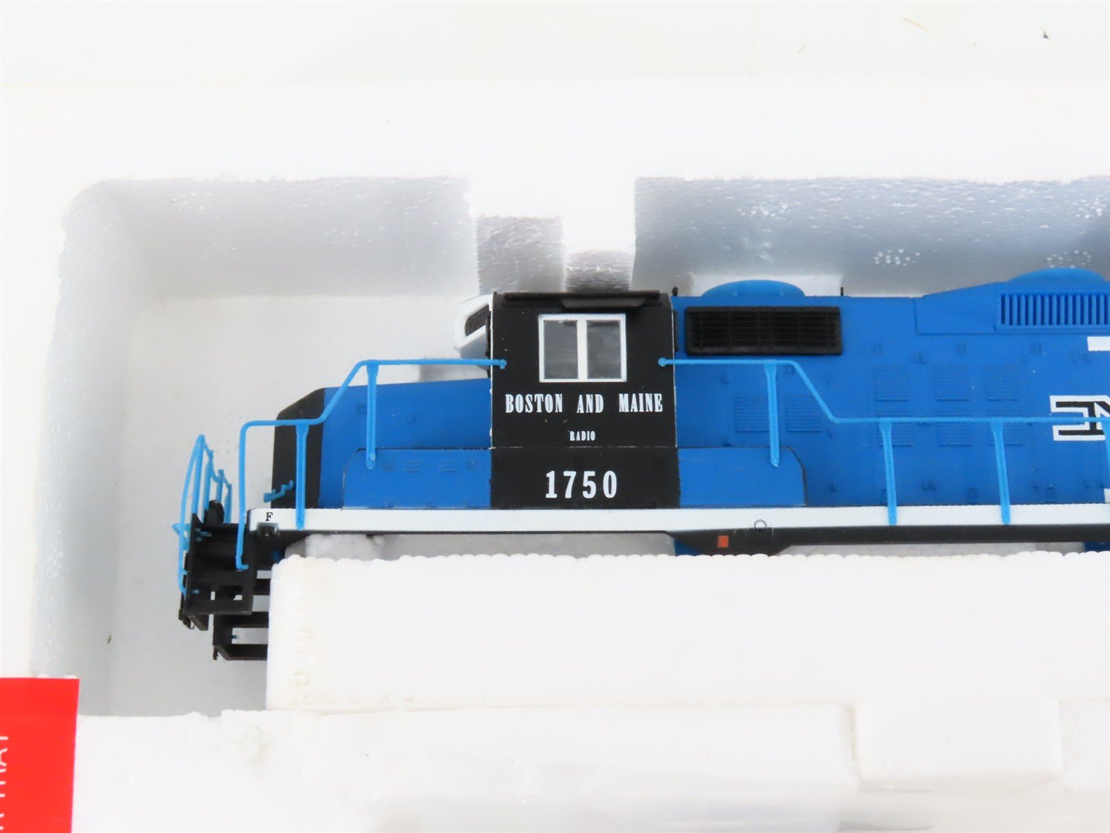 HO Scale Proto 2000 8151 B&M Boston & Maine EMD GP18 Diesel #1750 - BAD GEARS