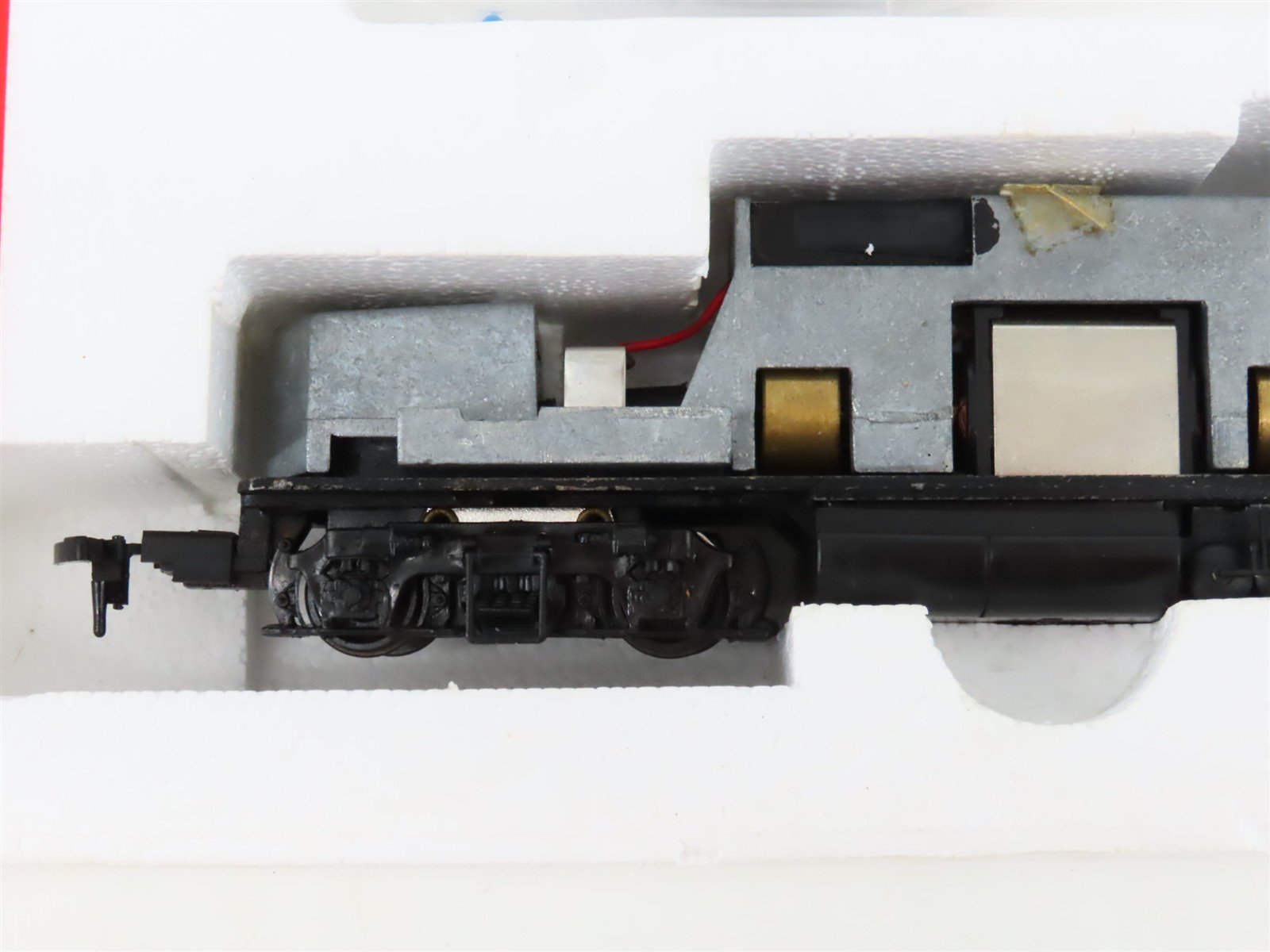 HO Scale Proto 2000 8151 B&M Boston & Maine EMD GP18 Diesel #1750 - BAD GEARS