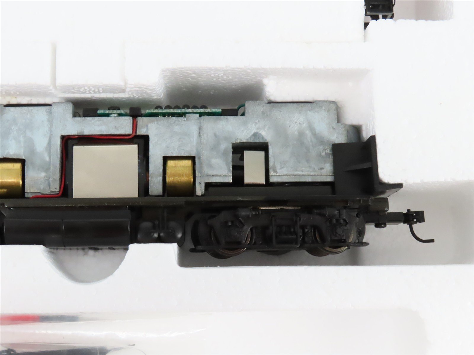 HO Scale Proto 2000 96016 CN Canadian National EMD GP9 Diesel #4391 - BAD GEARS