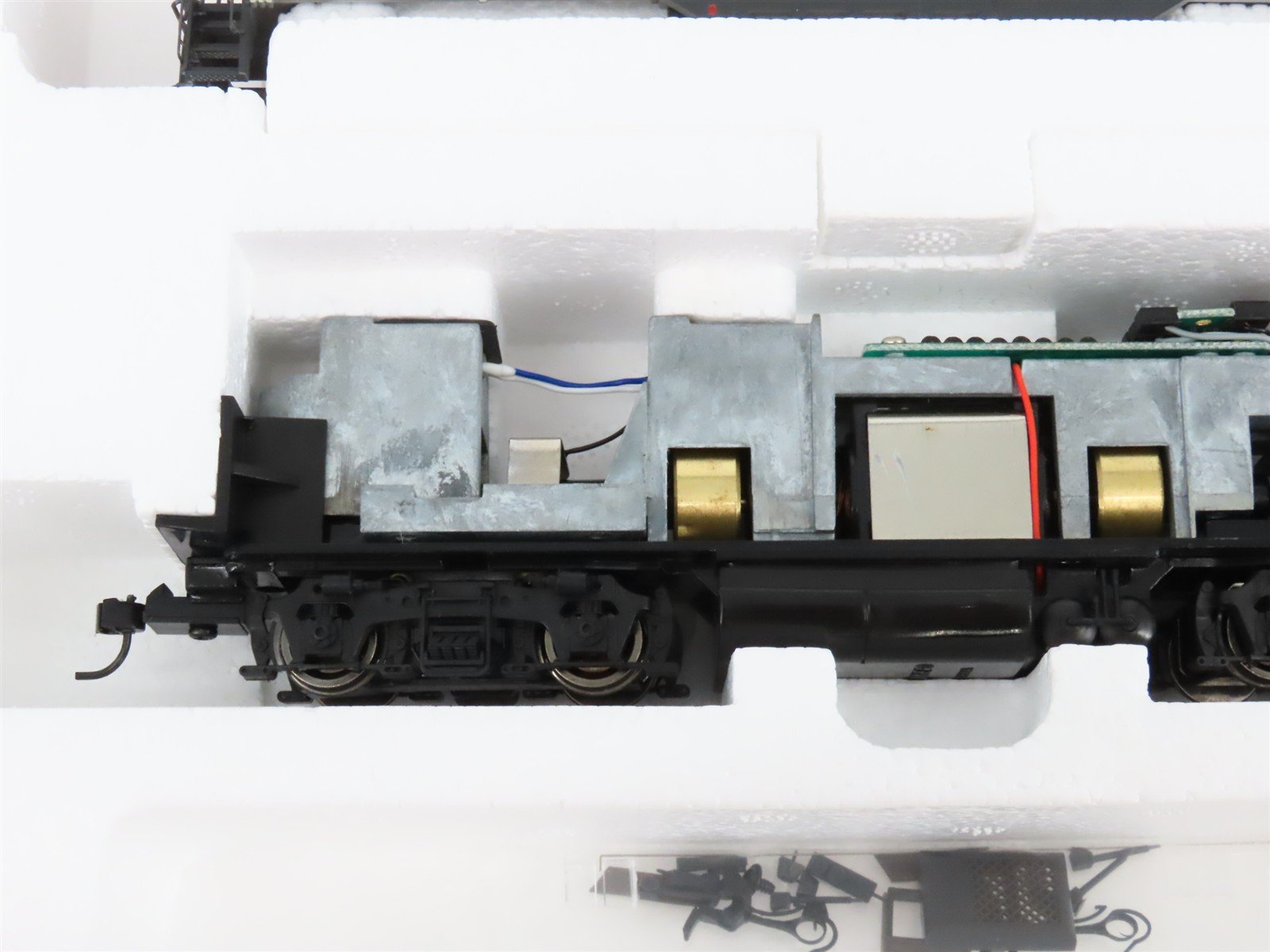 HO Proto 2000 97050 GTW Grand Trunk Western EMD GP9 Diesel #4552 - BAD GEARS