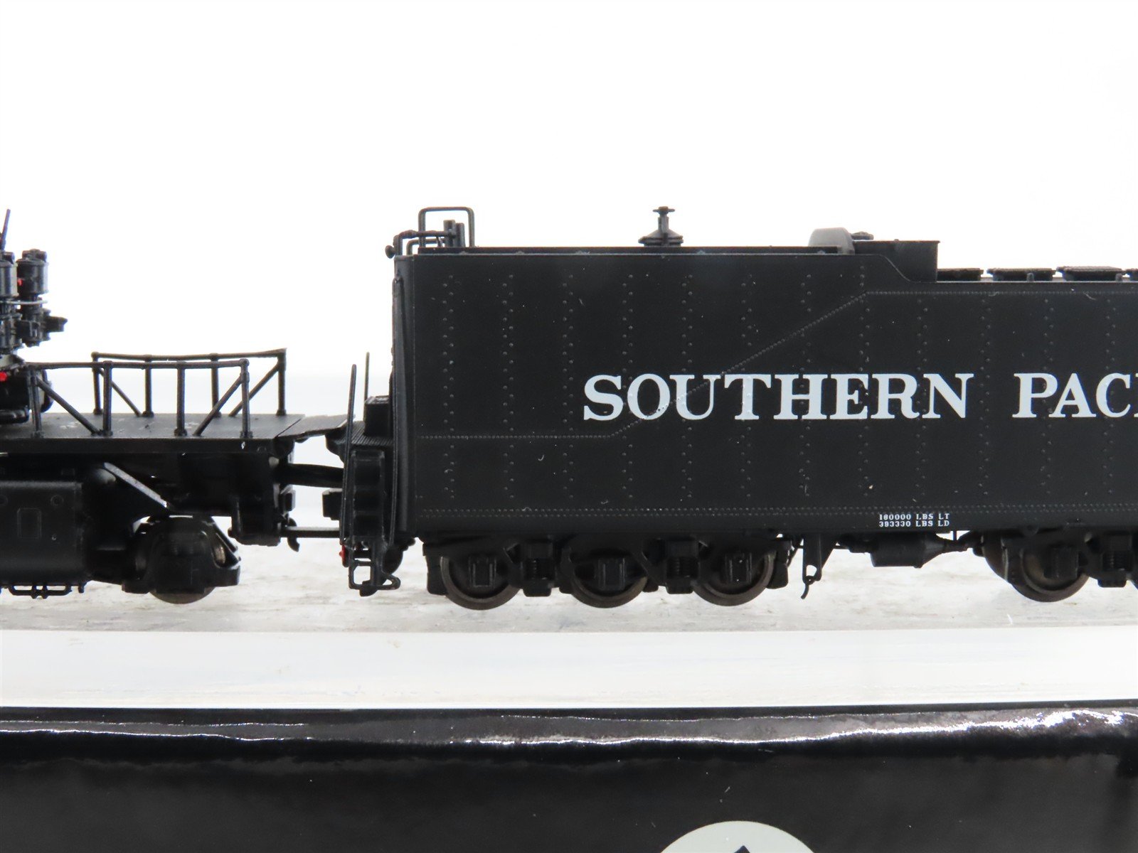 N InterMountain 79002 SP 4-8-8-2 AC-12 Cab Forward Steam #4275 - DCC Ready