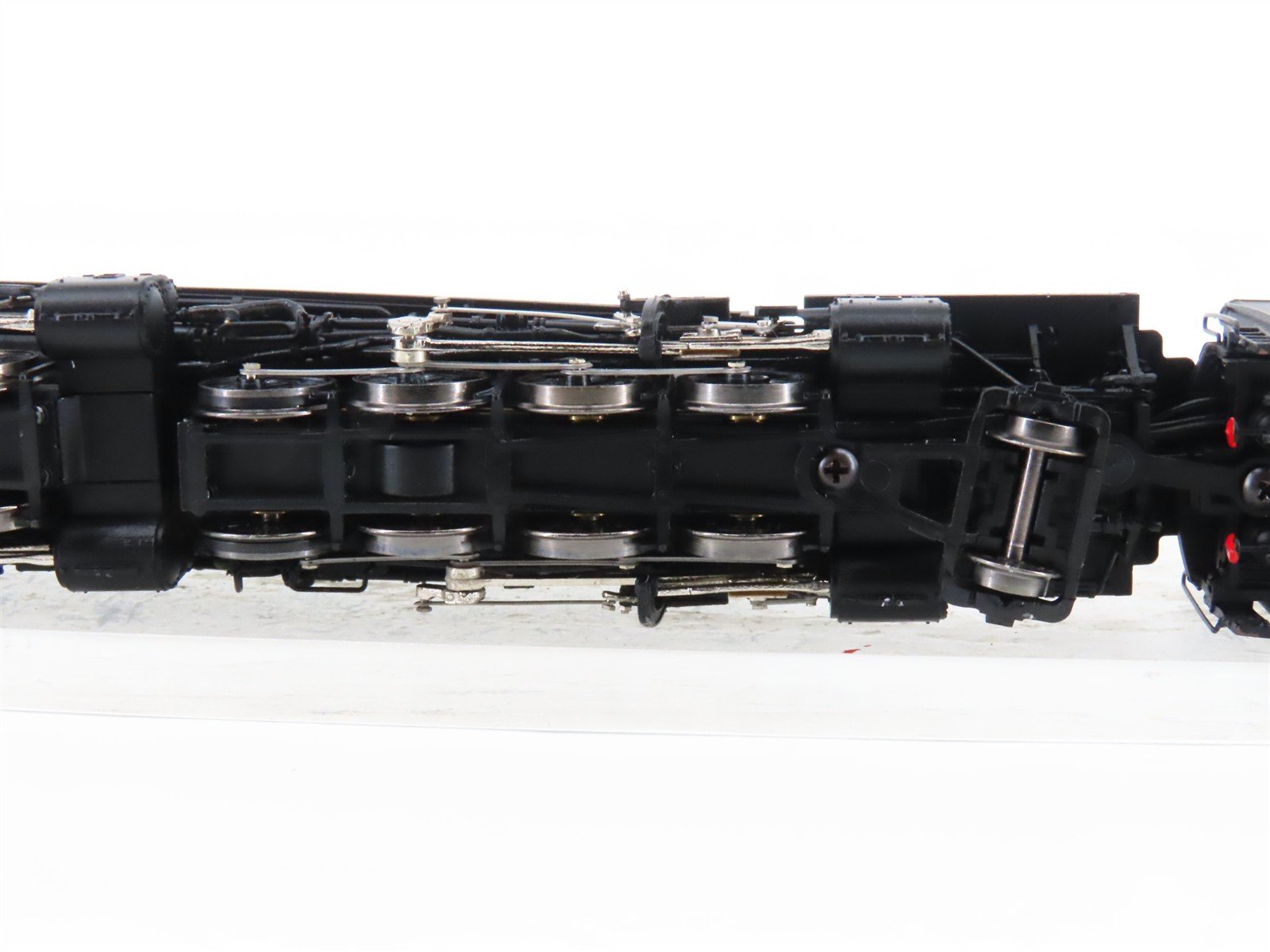 N InterMountain 79002 SP 4-8-8-2 AC-12 Cab Forward Steam #4275 - DCC Ready