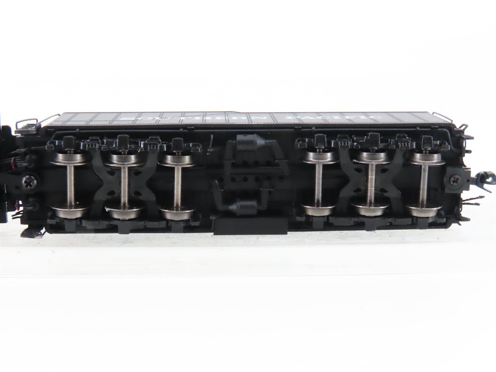 N InterMountain 79002 SP 4-8-8-2 AC-12 Cab Forward Steam #4275 - DCC Ready