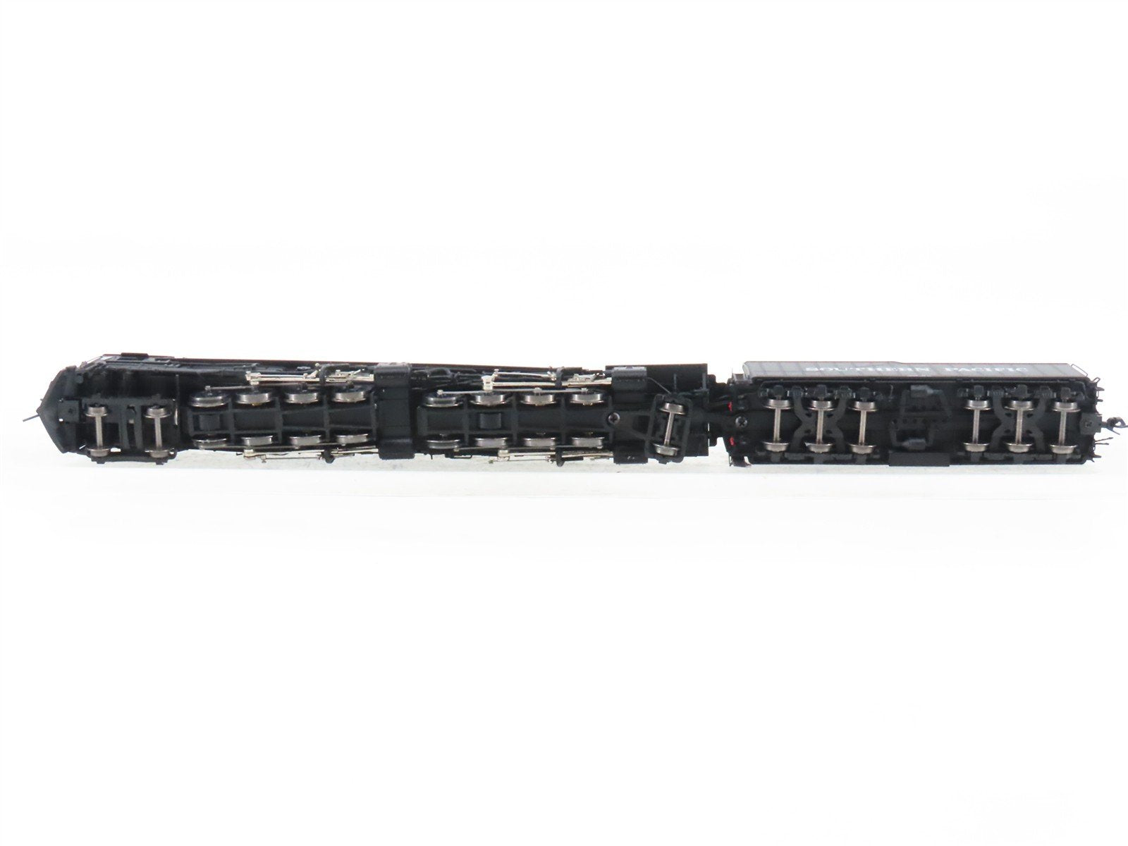 N InterMountain 79002 SP 4-8-8-2 AC-12 Cab Forward Steam #4275 - DCC Ready