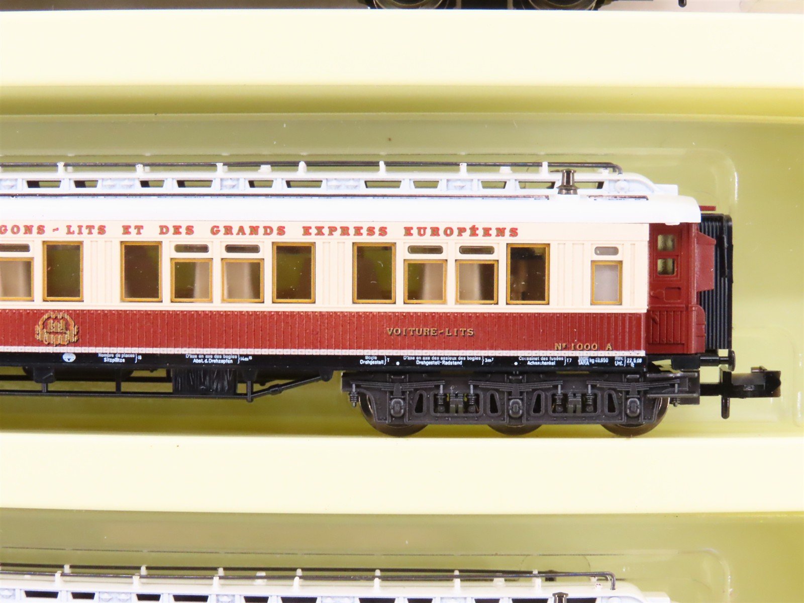 N Scale Minitrix 11017 CIWL Orient Express 4-6-0 Steam Passenger Train Set