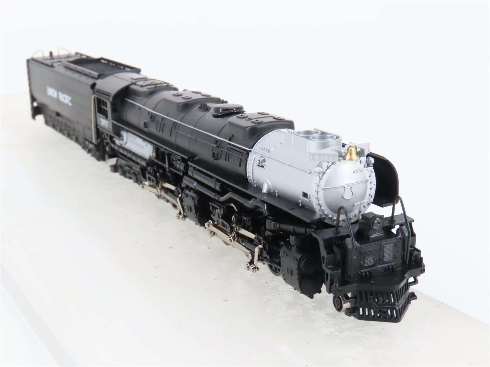 N Con-Cor/Rivarossi 0001-003701 UP Union Pacific 4-6-6-4 Challenger Steam #3977