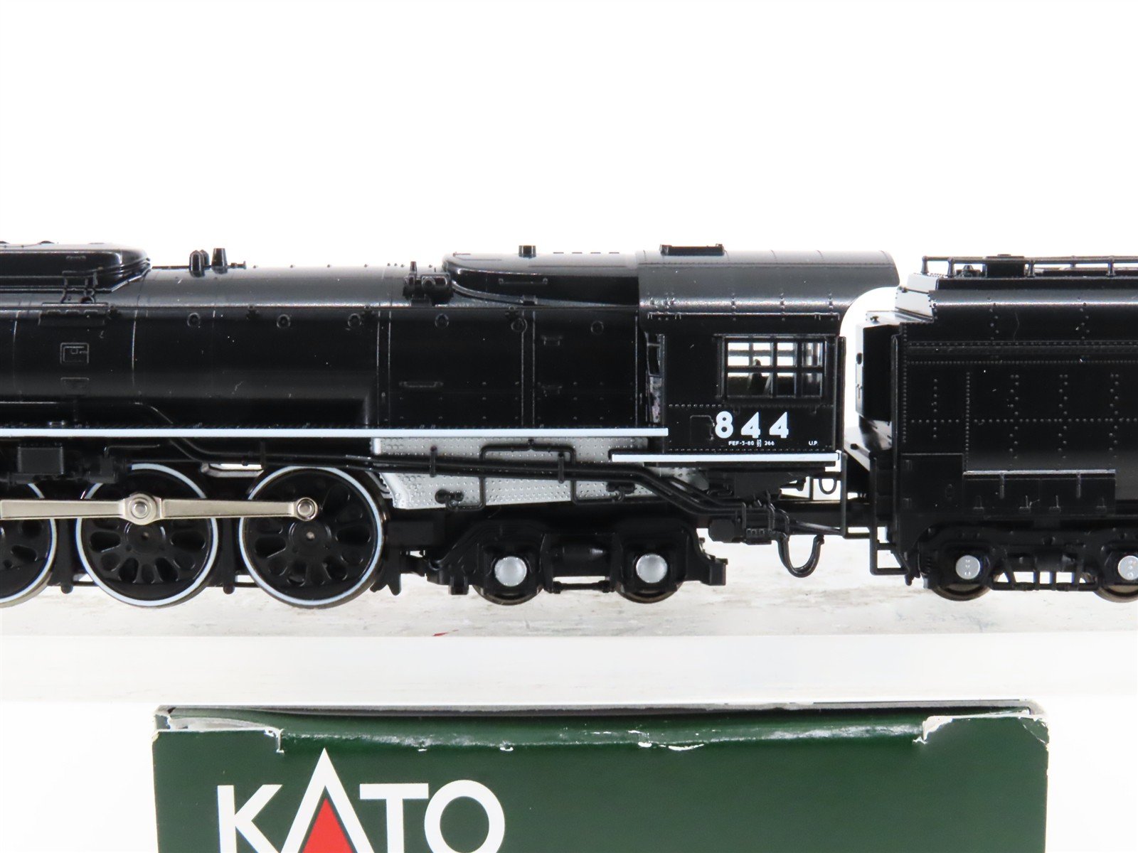 N Scale KATO 126-0401 UP Union Pacific 4-8-4 FEF-3 Steam #844 - DCC Ready