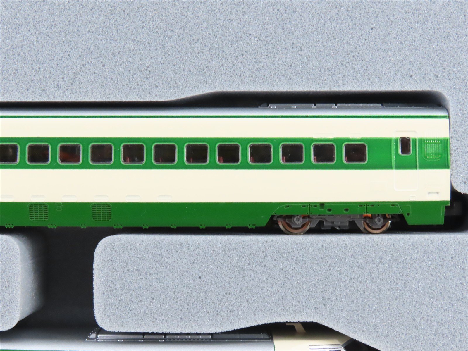 N Con-Cor/KATO 470 JNR Japanese National 200-Series Shinkansen EMU 4-Unit Set