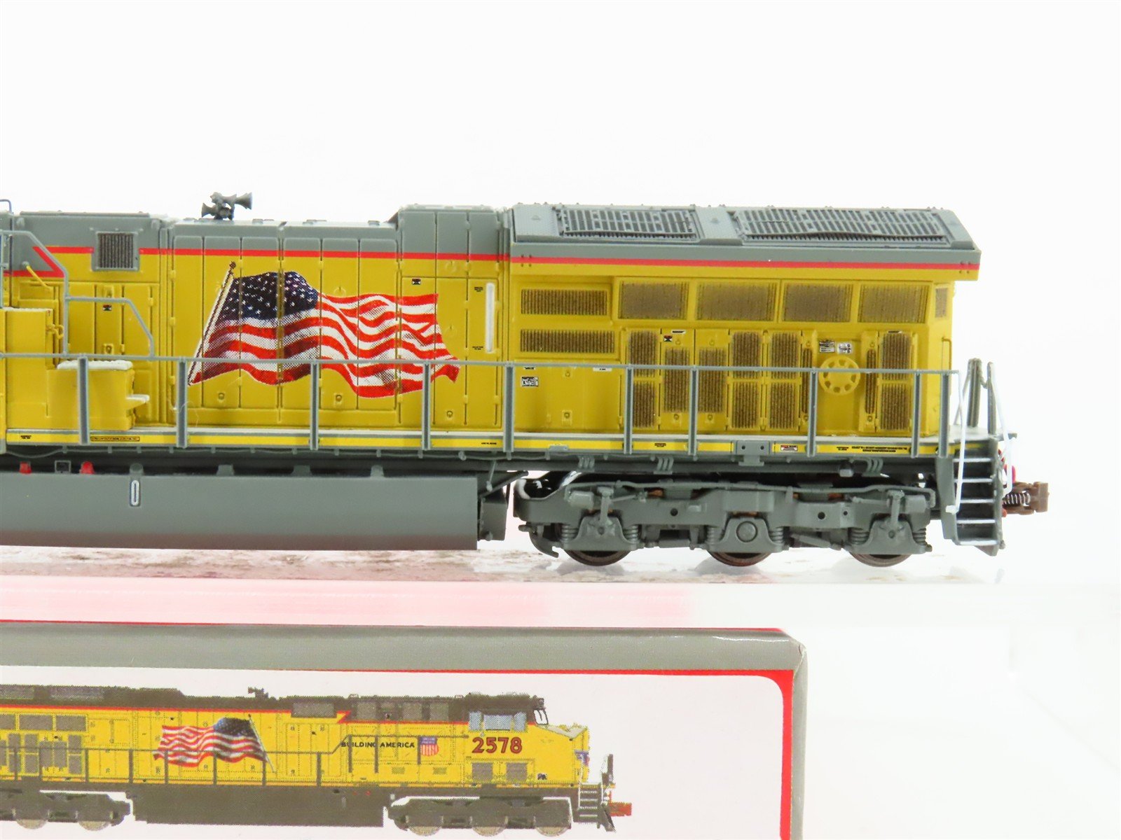 N Scaletrains SXT30666 UP GE Tier 4 GEVO ET44AC Diesel #2578 w/ DCC & Sound