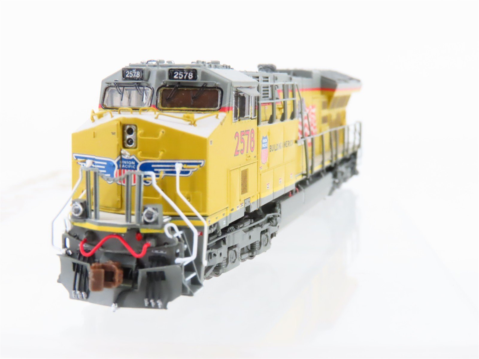 N Scaletrains SXT30666 UP GE Tier 4 GEVO ET44AC Diesel #2578 w/ DCC & Sound