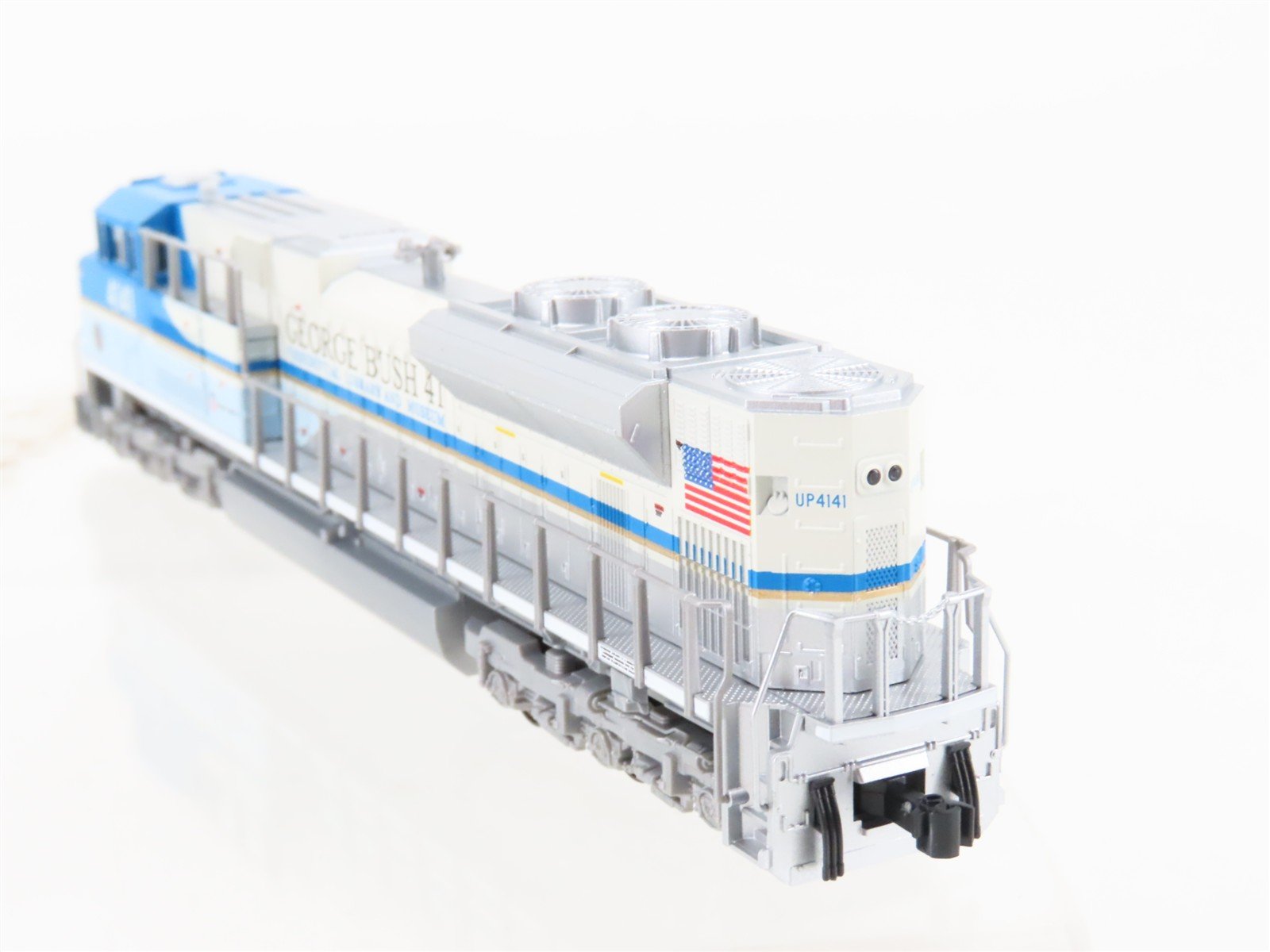 N KATO 176-8411 George Bush Presidential Library & Museum SD70ACe Diesel #4141